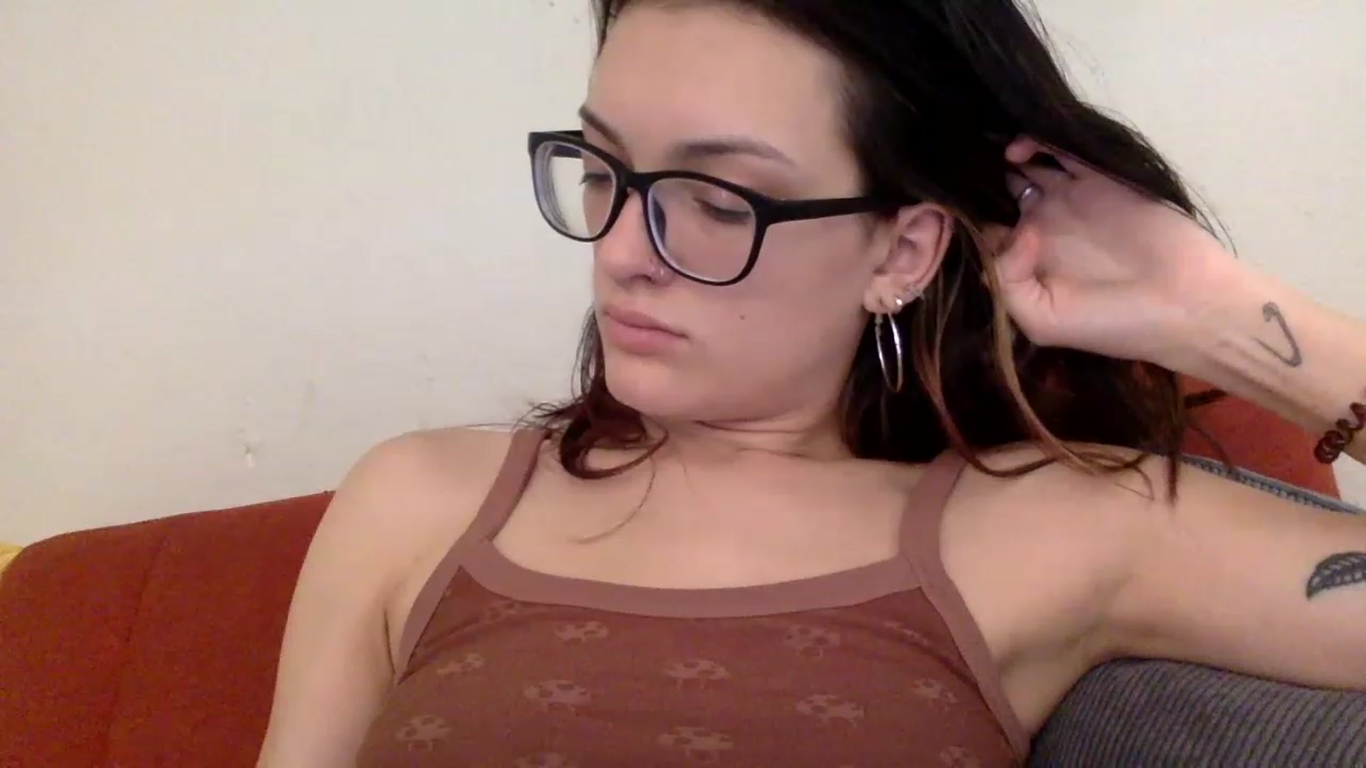 Gallery image thumbnail from Lexsexkitten's myfreecams stream on, 11/15/2022, 22:05 image 18 of 20