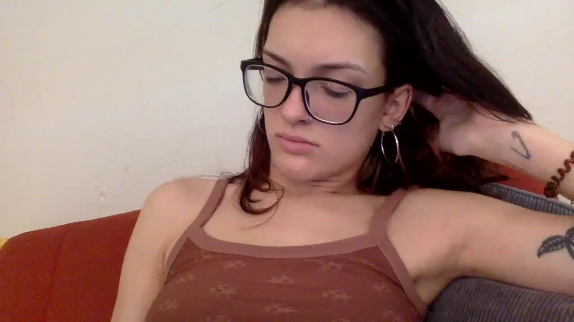Gallery image thumbnail from Lexsexkitten's myfreecams stream on, 11/15/2022, 22:05 image 19 of 20