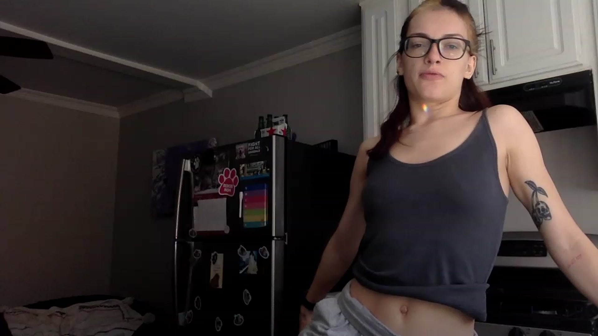 Gallery image thumbnail from Lexsexkitten's myfreecams stream on, 11/19/2022, 20:32 image 19 of 20
