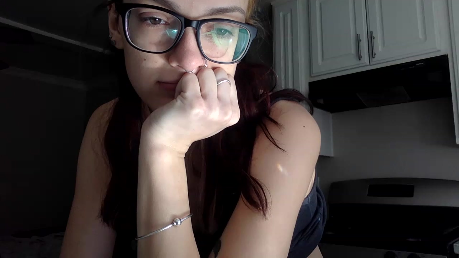 Gallery image thumbnail from Lexsexkitten's myfreecams stream on, 11/19/2022, 20:32 image 17 of 20