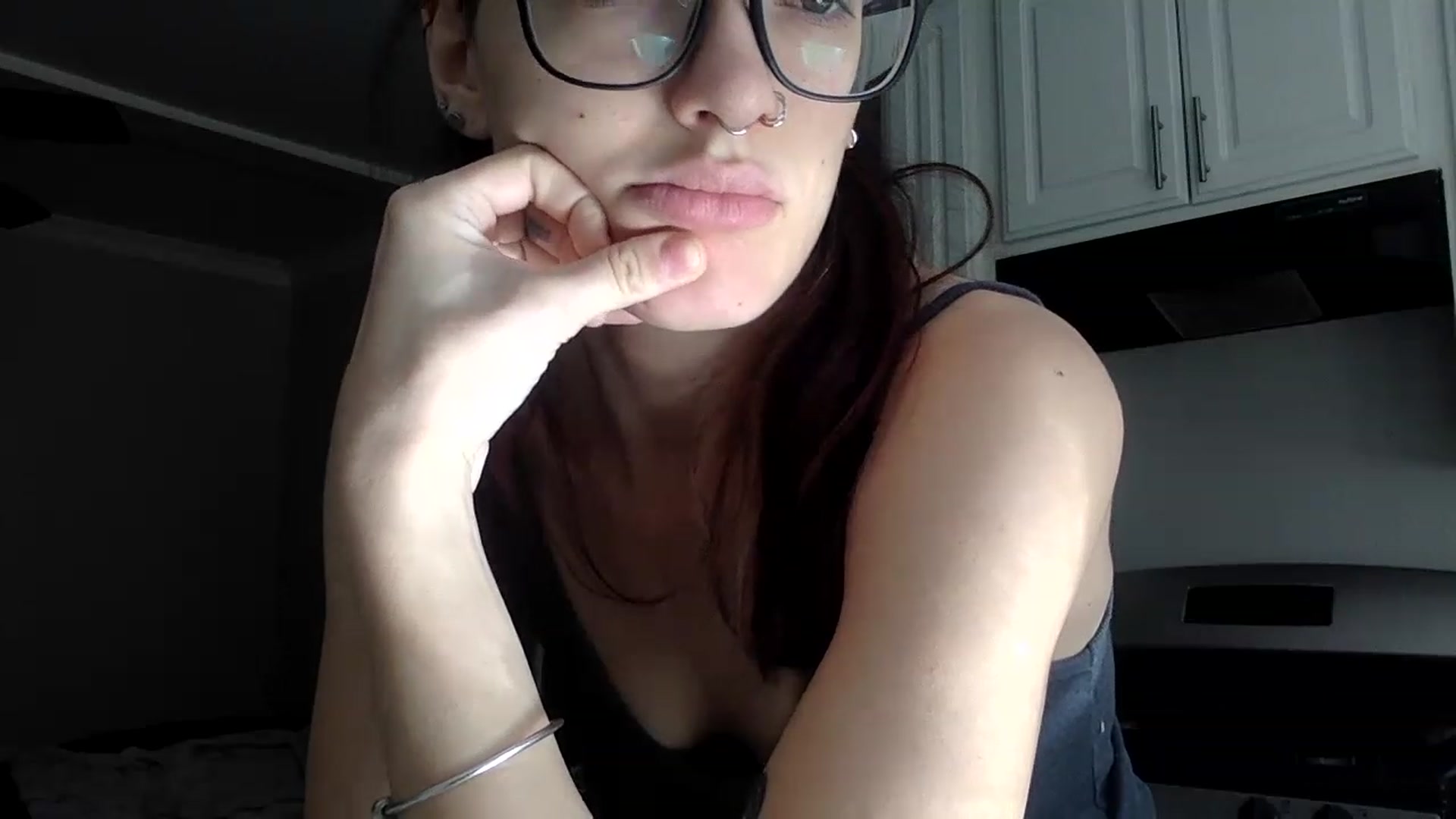 Gallery image thumbnail from Lexsexkitten's myfreecams stream on, 11/19/2022, 20:32 image 18 of 20