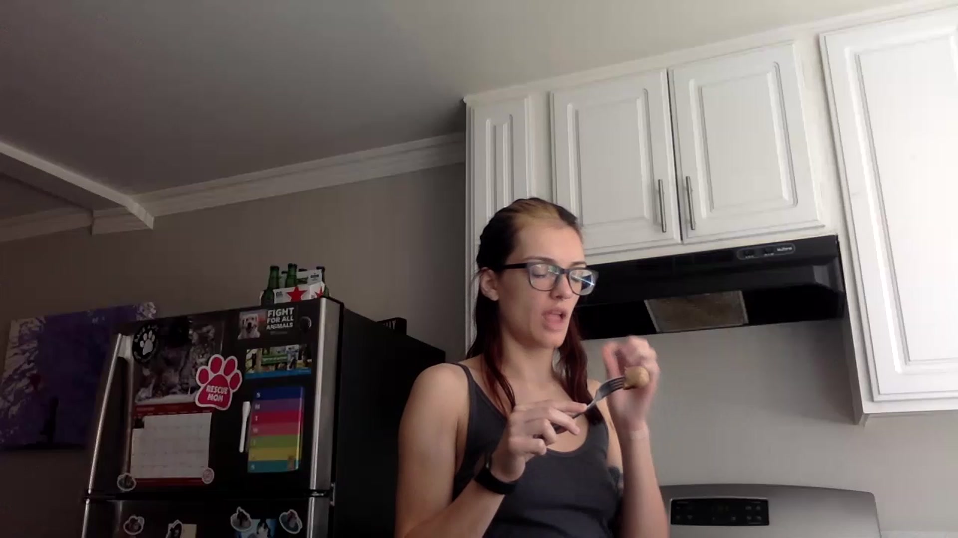 Gallery image thumbnail from Lexsexkitten's myfreecams stream on, 11/19/2022, 20:32 image 4 of 20
