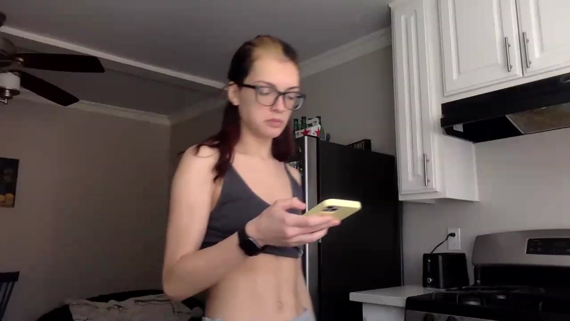 Gallery image thumbnail from Lexsexkitten's myfreecams stream on, 11/19/2022, 20:32 image 12 of 20