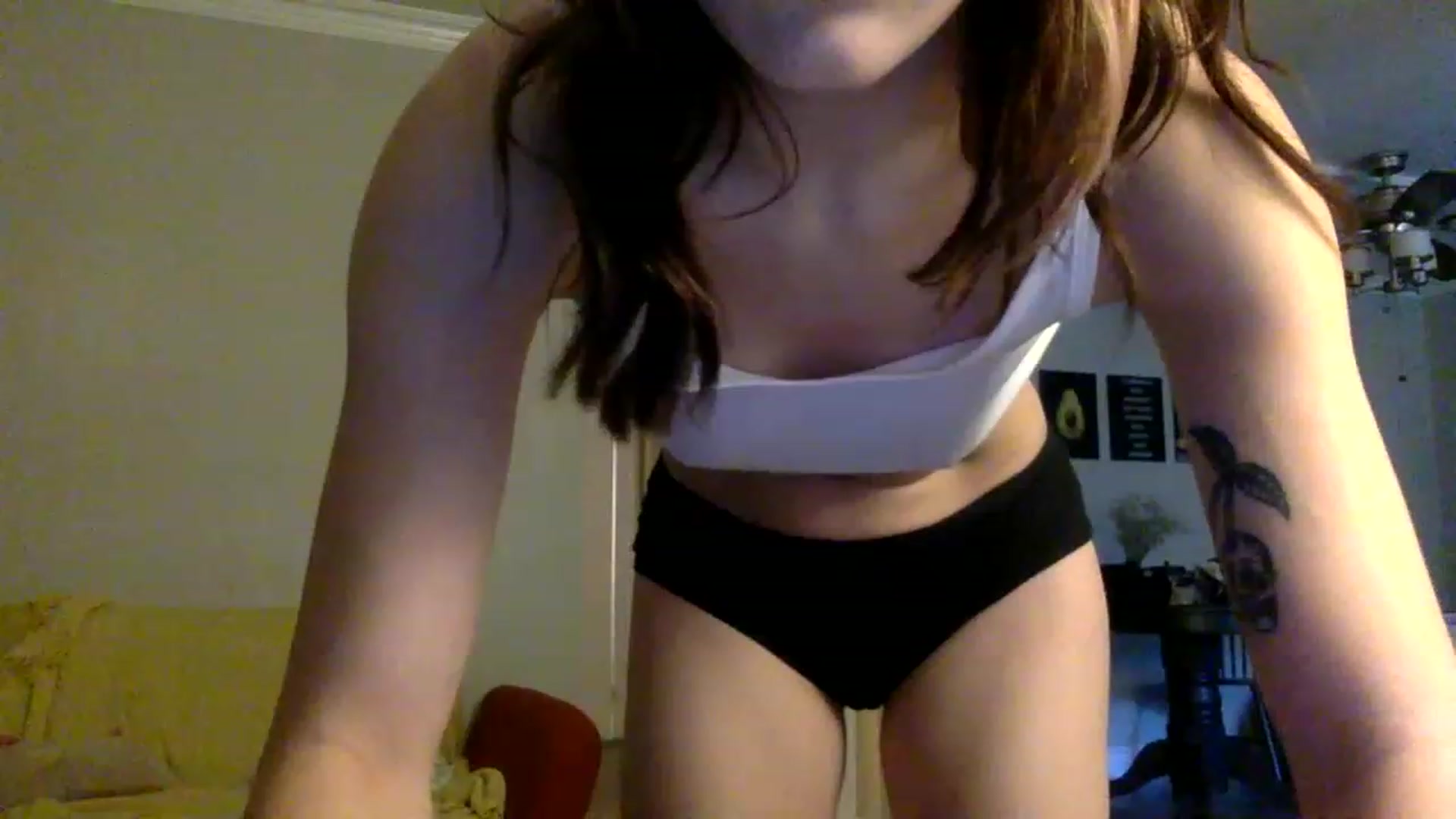 Gallery image thumbnail from Lexsexkitten's myfreecams stream on, 11/21/2022, 24:44 image 6 of 20