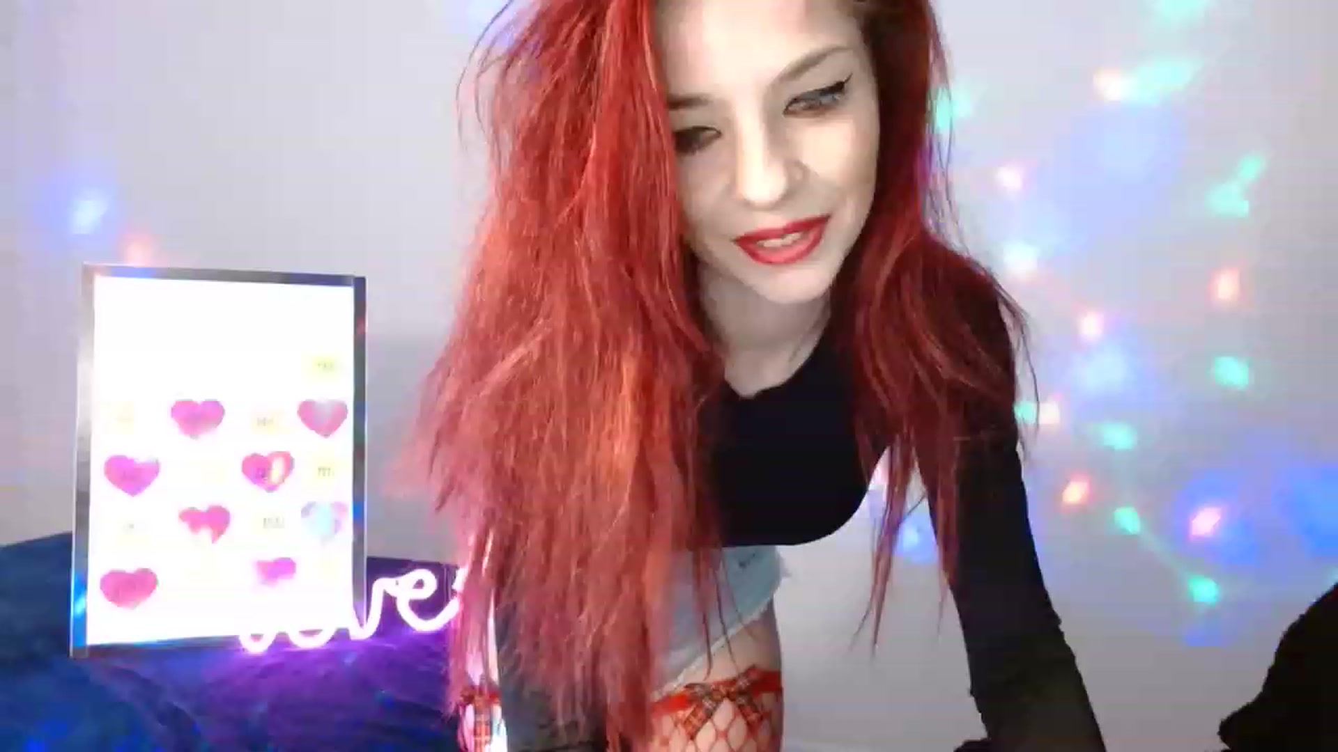 Gallery image thumbnail from LexxyPecxy's myfreecams stream on, 11/24/2022, 21:02 image 8 of 20