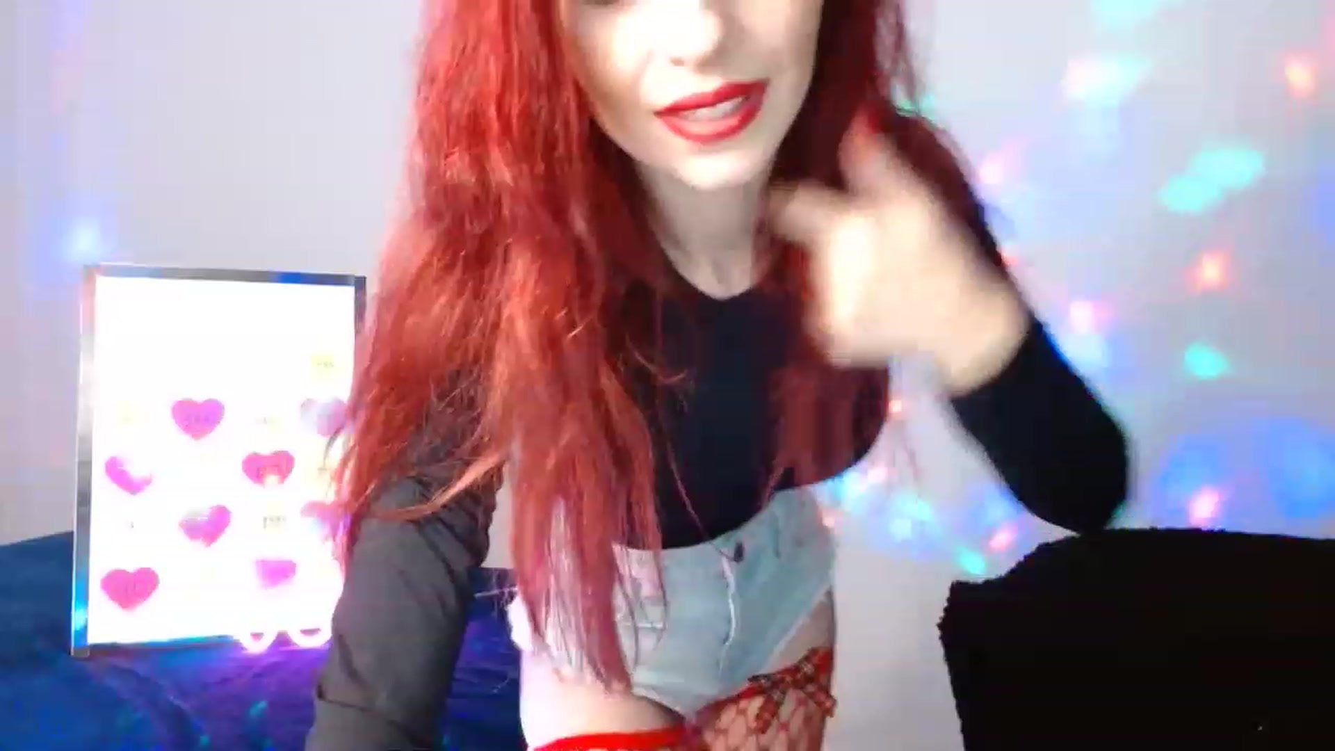 Gallery image thumbnail from LexxyPecxy's myfreecams stream on, 11/24/2022, 21:02 image 4 of 20