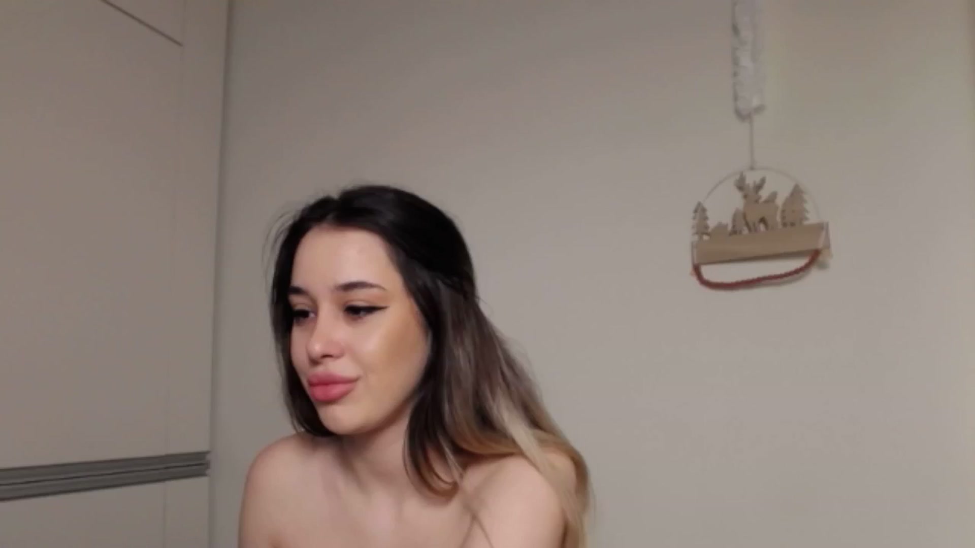 Gallery image thumbnail from LexxySelena's myfreecams stream on, 02/25/2025, 05:58 image 14 of 20