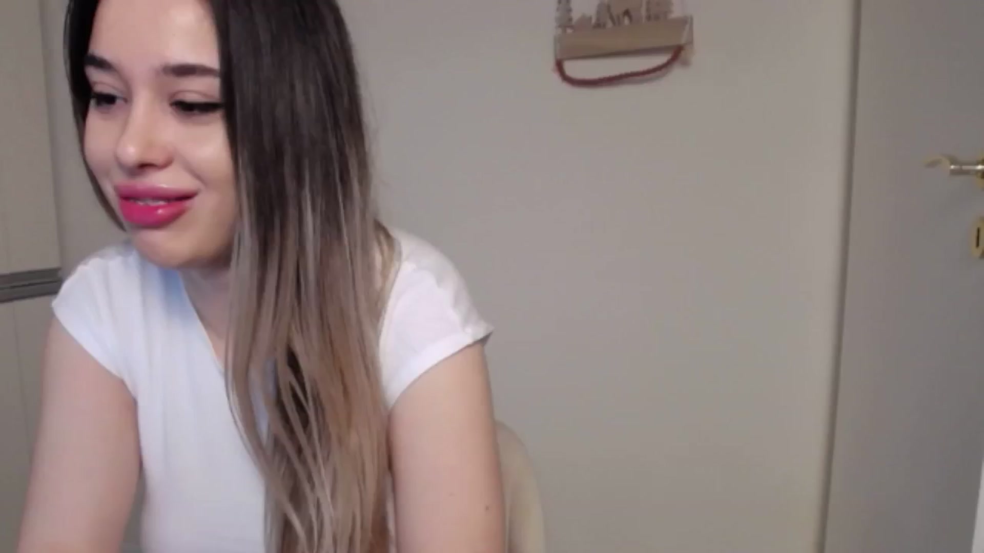 Gallery image thumbnail from LexxySelena's myfreecams stream on, 02/26/2025, 06:58 image 11 of 20
