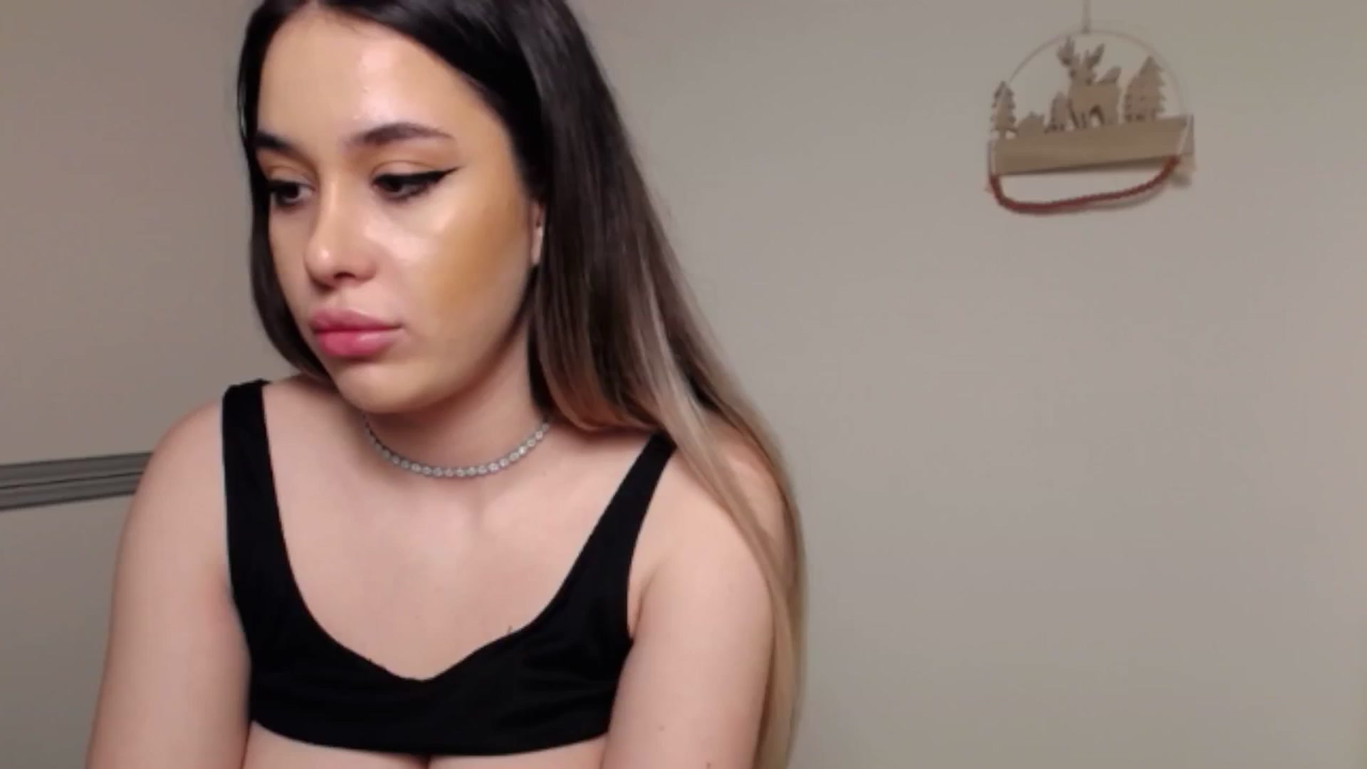 Gallery image thumbnail from LexxySelena's myfreecams stream on, 03/04/2025, 17:50 image 4 of 20