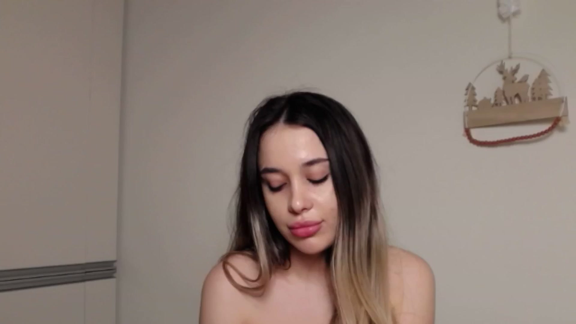 Gallery image thumbnail from LexxySelena's myfreecams stream on, 03/08/2025, 02:07 image 1 of 20