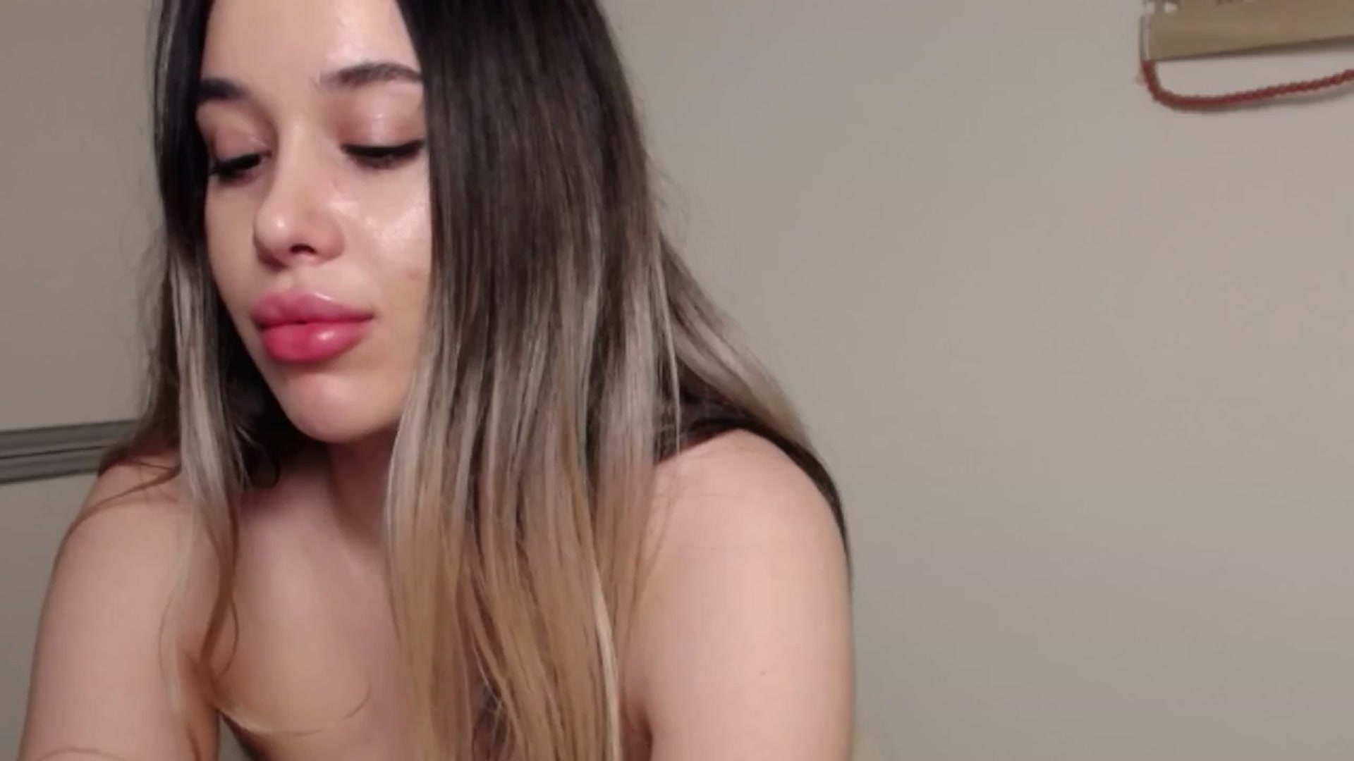 Gallery image thumbnail from LexxySelena's myfreecams stream on, 03/08/2025, 02:07 image 4 of 20