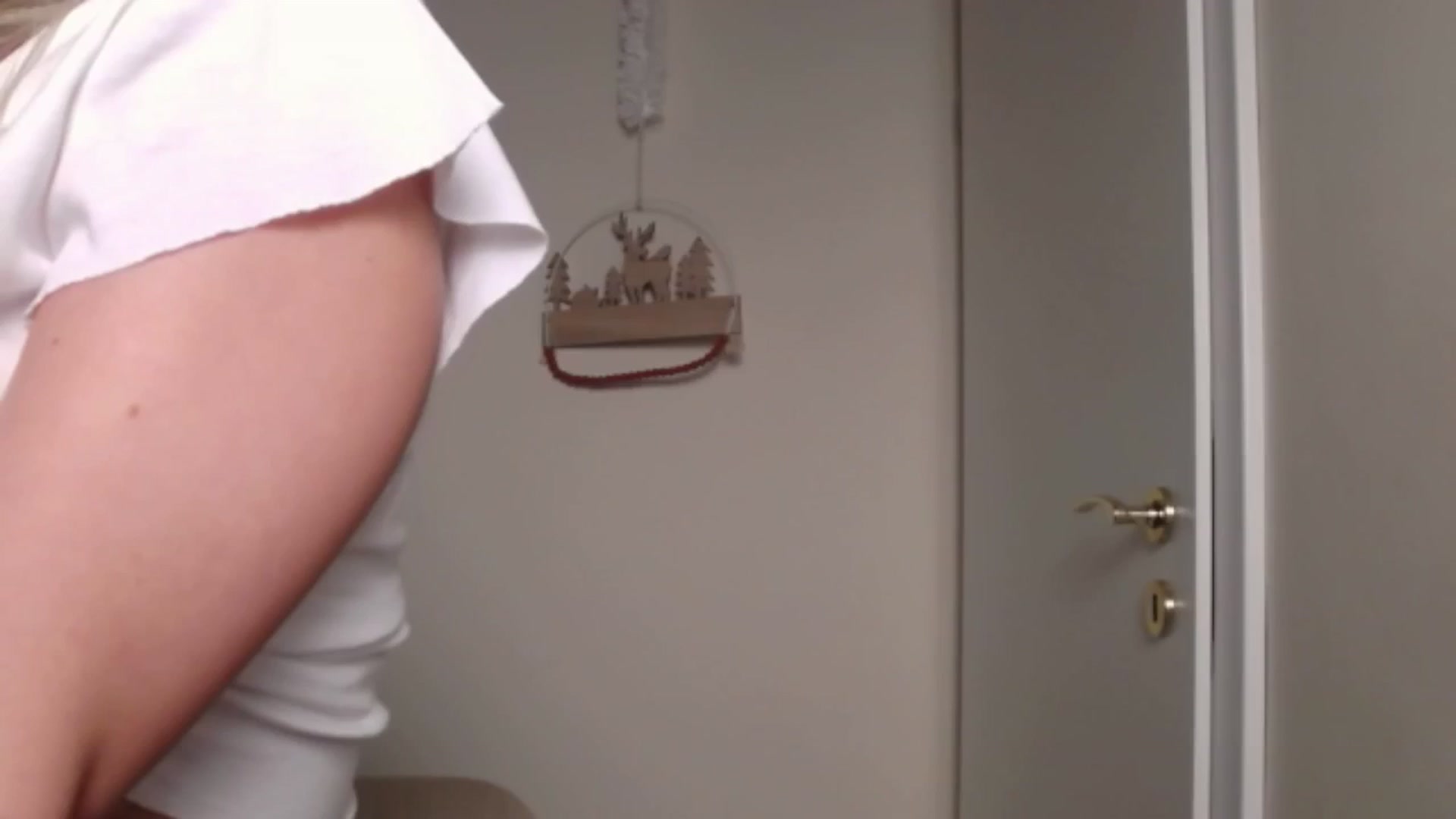 Gallery image thumbnail from LexxySelena's myfreecams stream on, 03/13/2025, 02:25 image 3 of 20