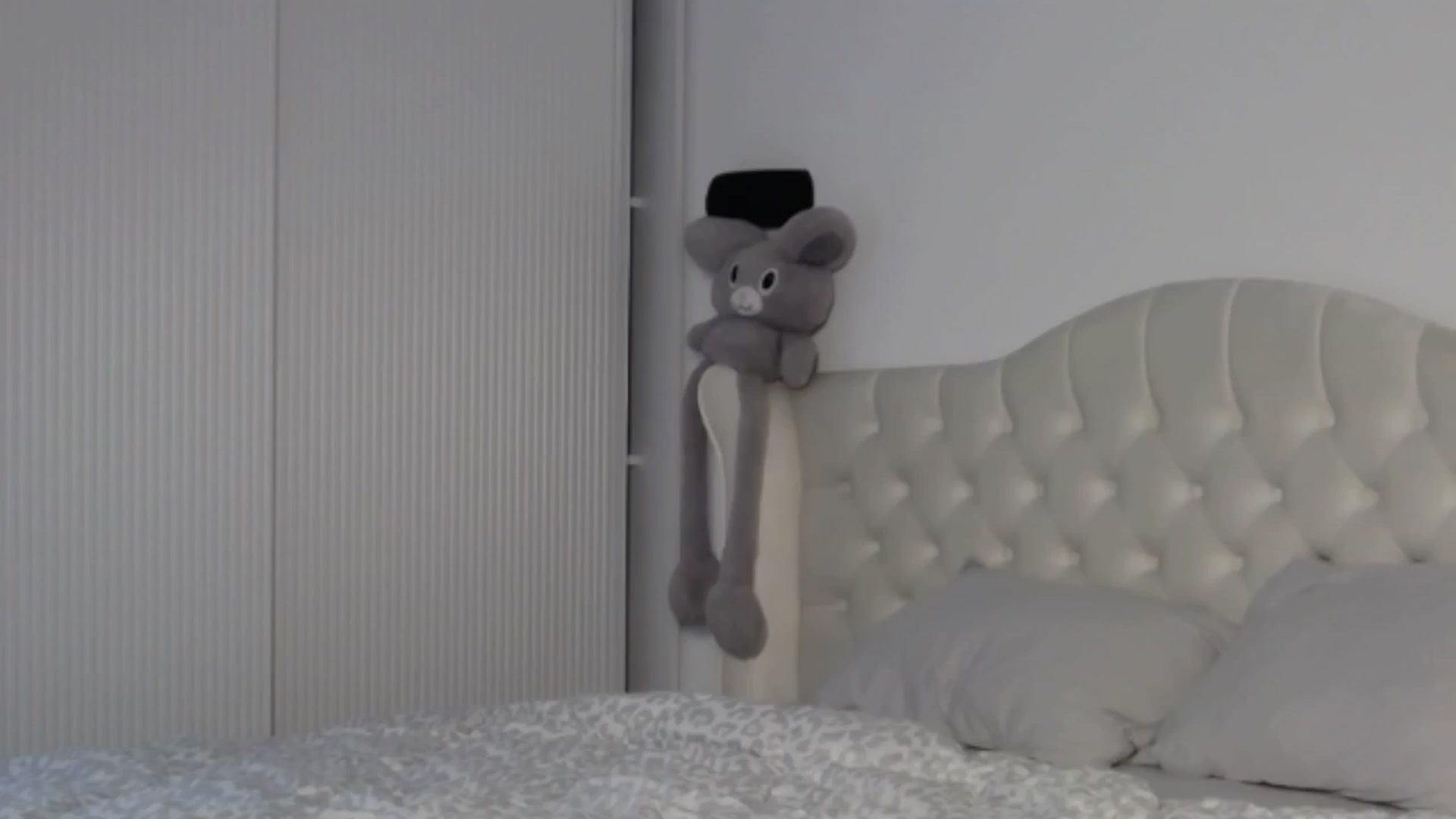Gallery image thumbnail from LexxySelena's myfreecams stream on, 04/22/2025, 04:11 image 12 of 20