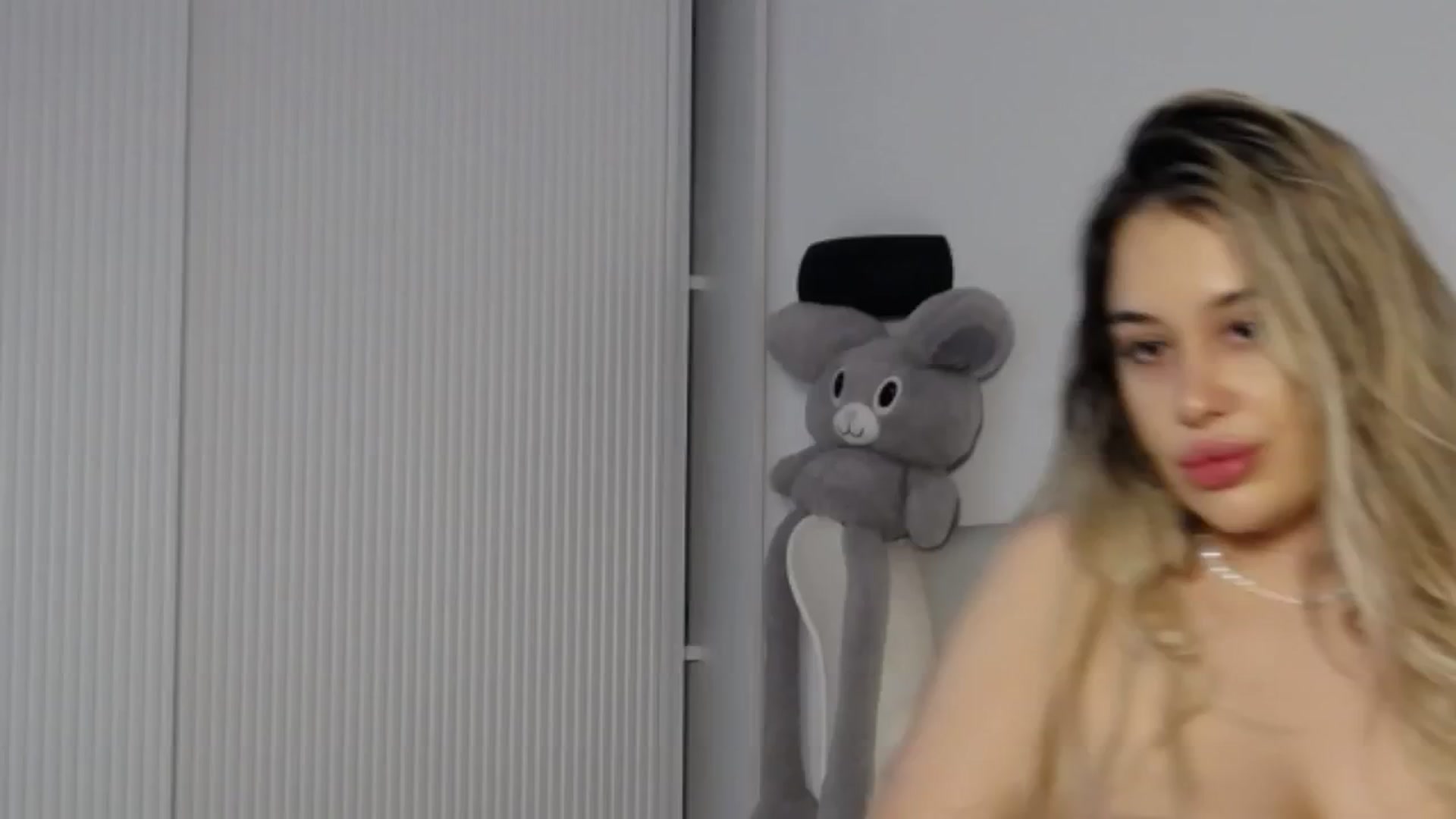 Gallery image thumbnail from LexxySelena's myfreecams stream on, 04/22/2025, 04:11 image 6 of 20