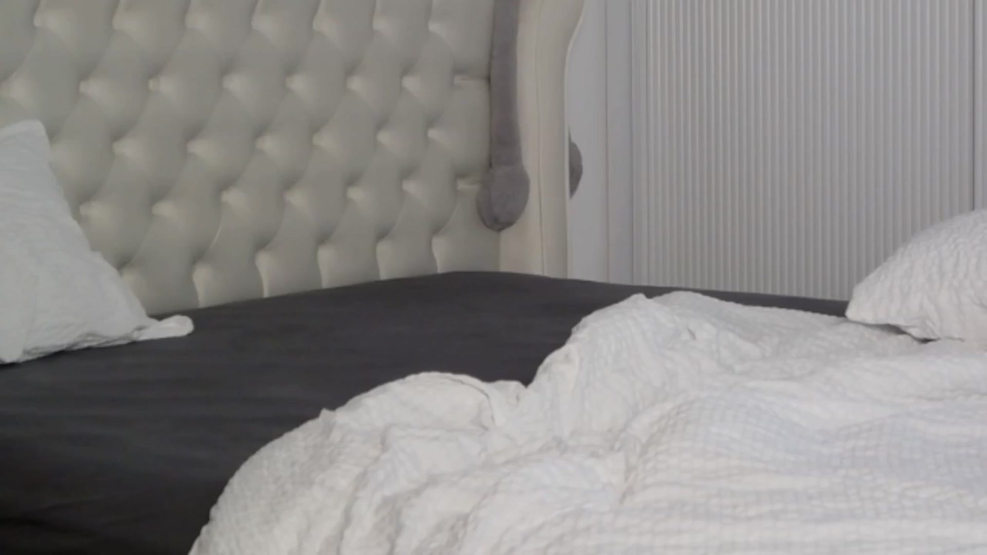 Gallery image thumbnail from LexxySelena's myfreecams stream on, 05/12/2025, 22:50 image 13 of 20