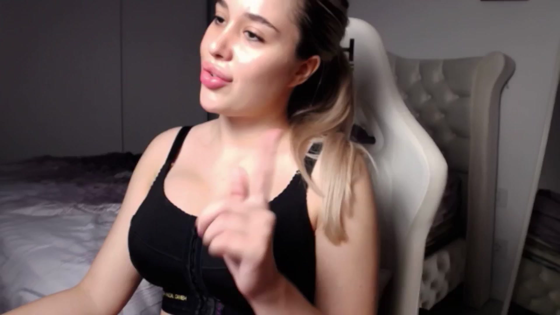 Gallery image thumbnail from LexxySelena's myfreecams stream on, 06/22/2025, 12:46 image 8 of 20