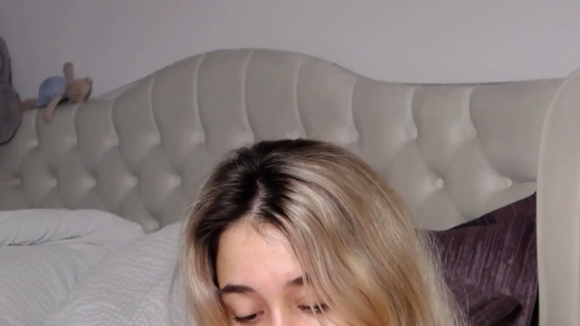 Gallery image thumbnail from LexxySelena's myfreecams stream on, 08/06/2025, 12:03 image 3 of 20