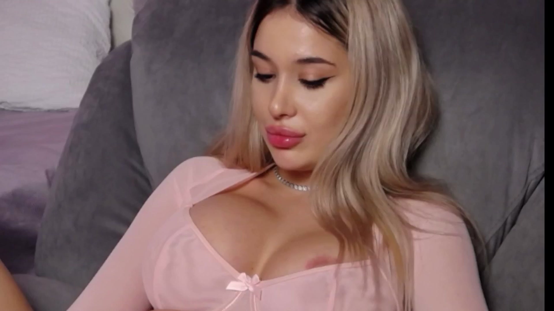 Gallery image thumbnail from LexxySelena's myfreecams stream on, 09/11/2025, 01:50 image 1 of 20