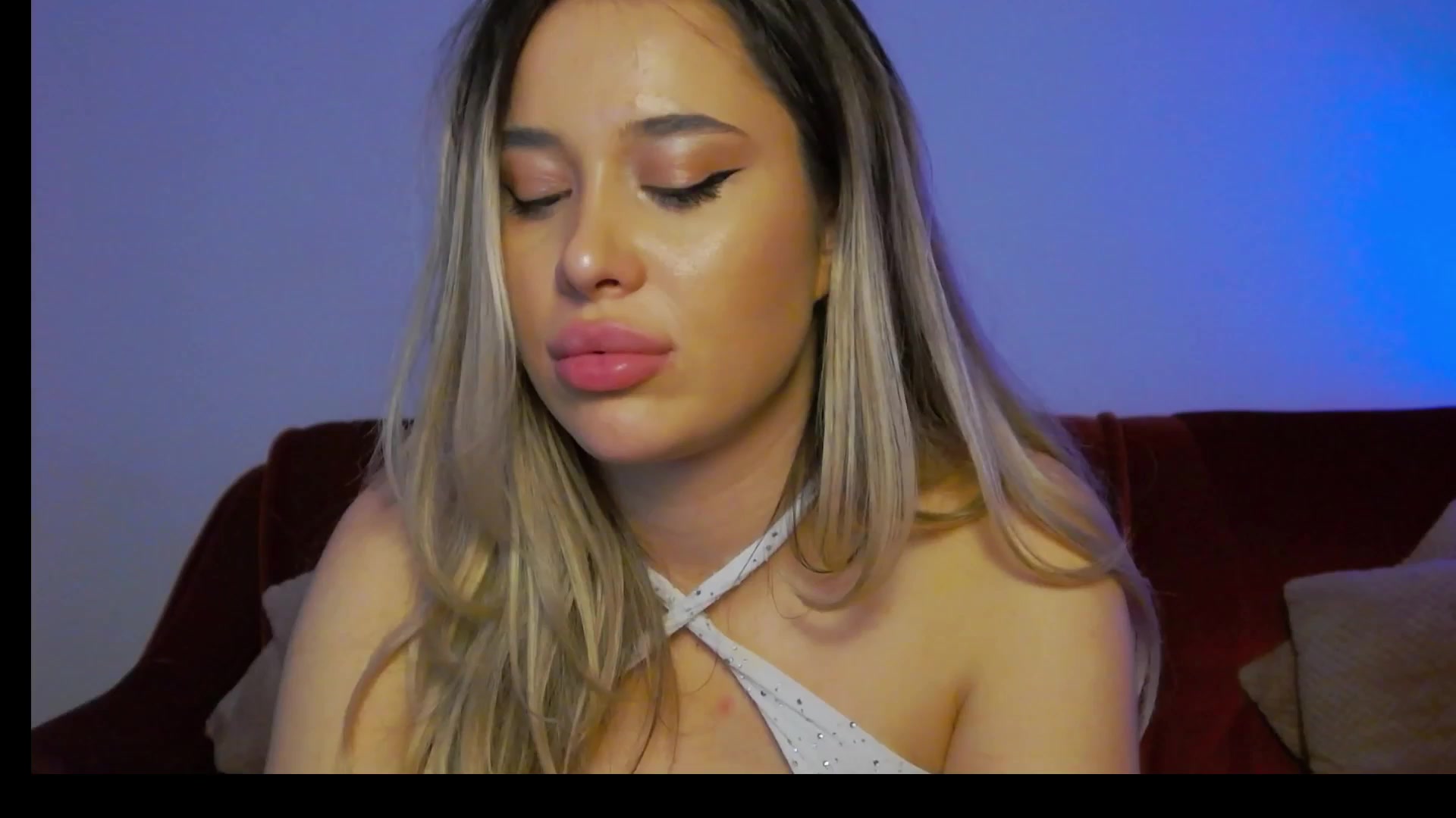 Gallery image thumbnail from LexxySelena's myfreecams stream on, 01/14/2026, 02:53 image 11 of 20