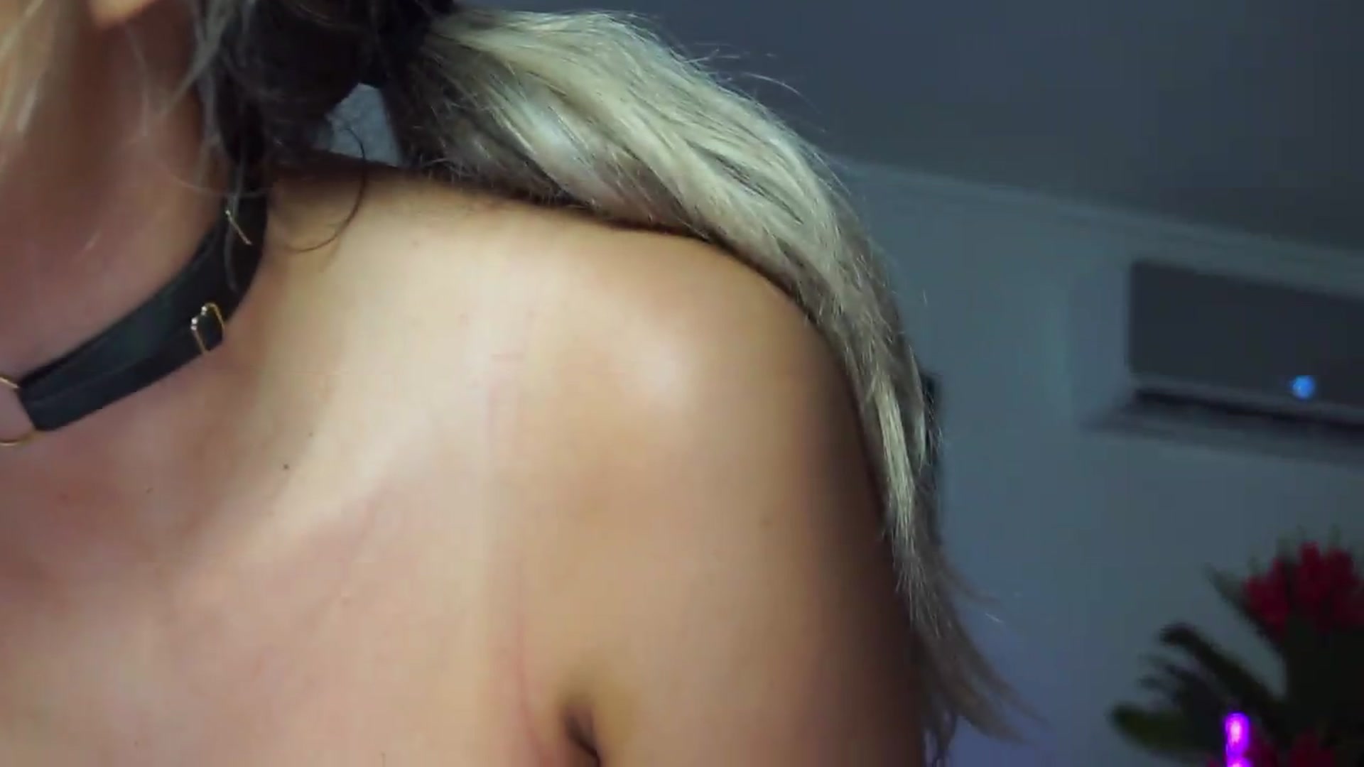 Gallery image thumbnail from LexxySelena's myfreecams stream on, 08/05/2026, 24:00 image 6 of 20