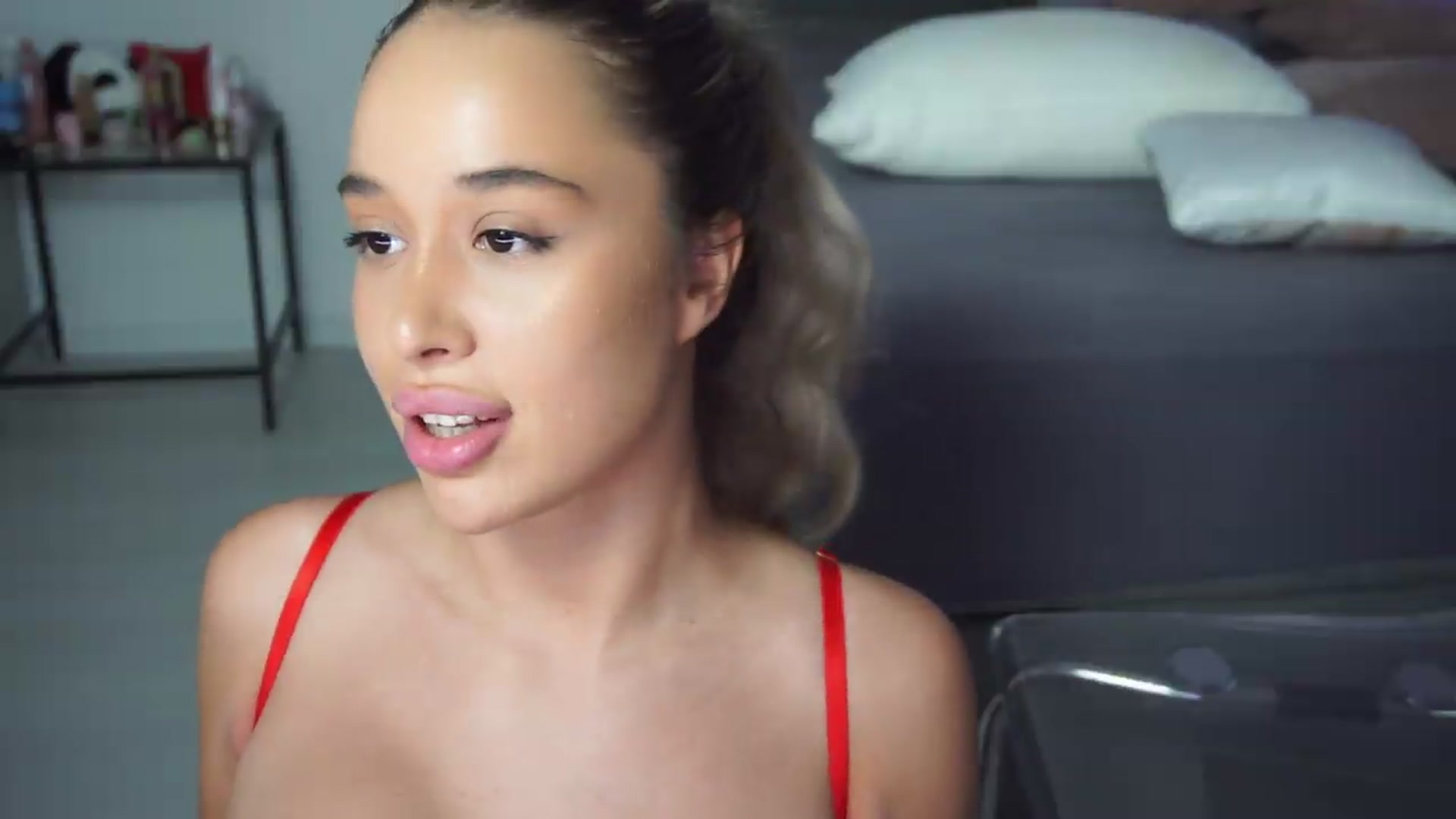 Gallery image thumbnail from LexxySelena's myfreecams stream on, 08/16/2026, 22:09 image 3 of 20