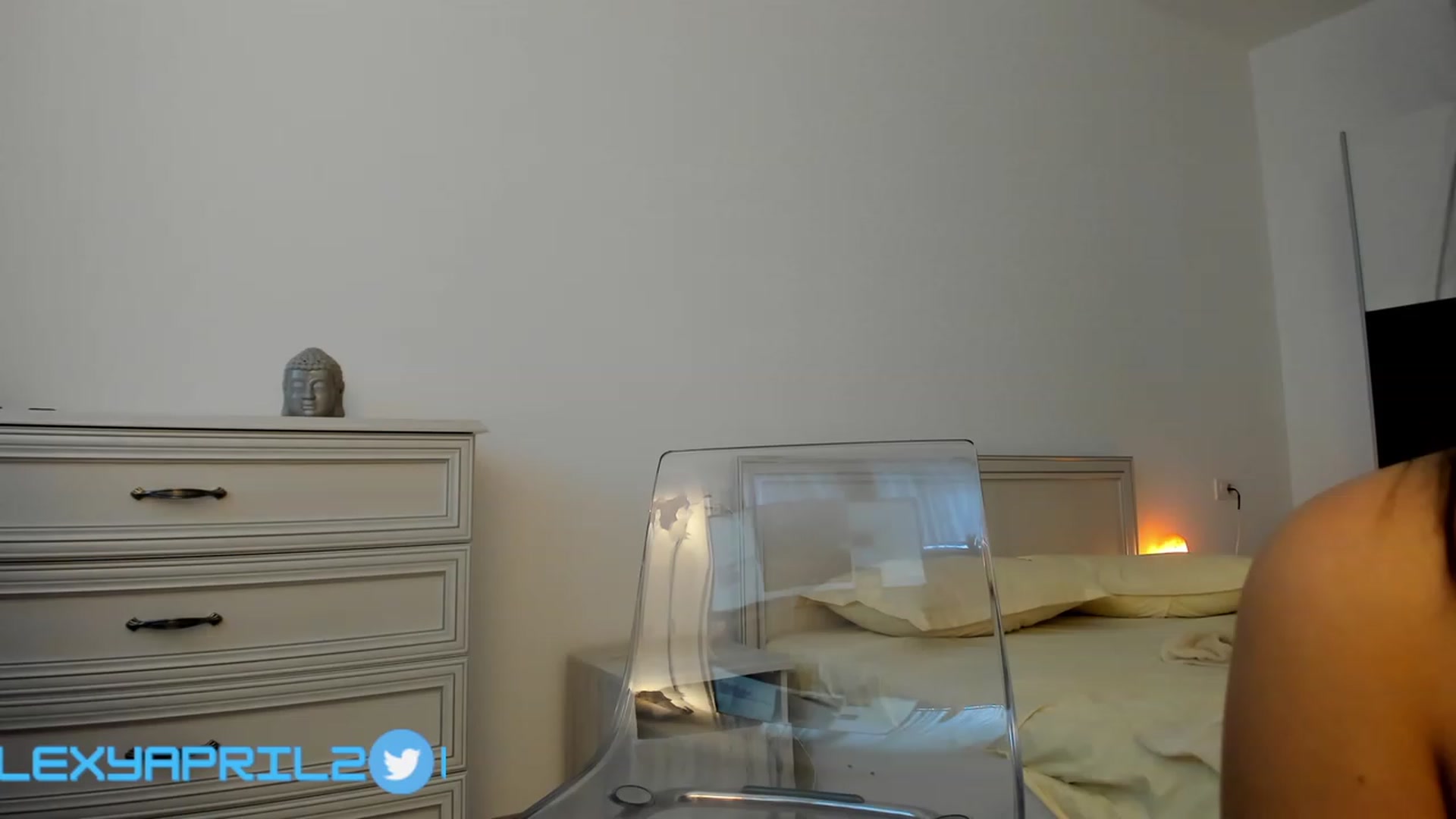Gallery image thumbnail from LexyApril's myfreecams stream on, 11/29/2022, 10:18 image 17 of 20