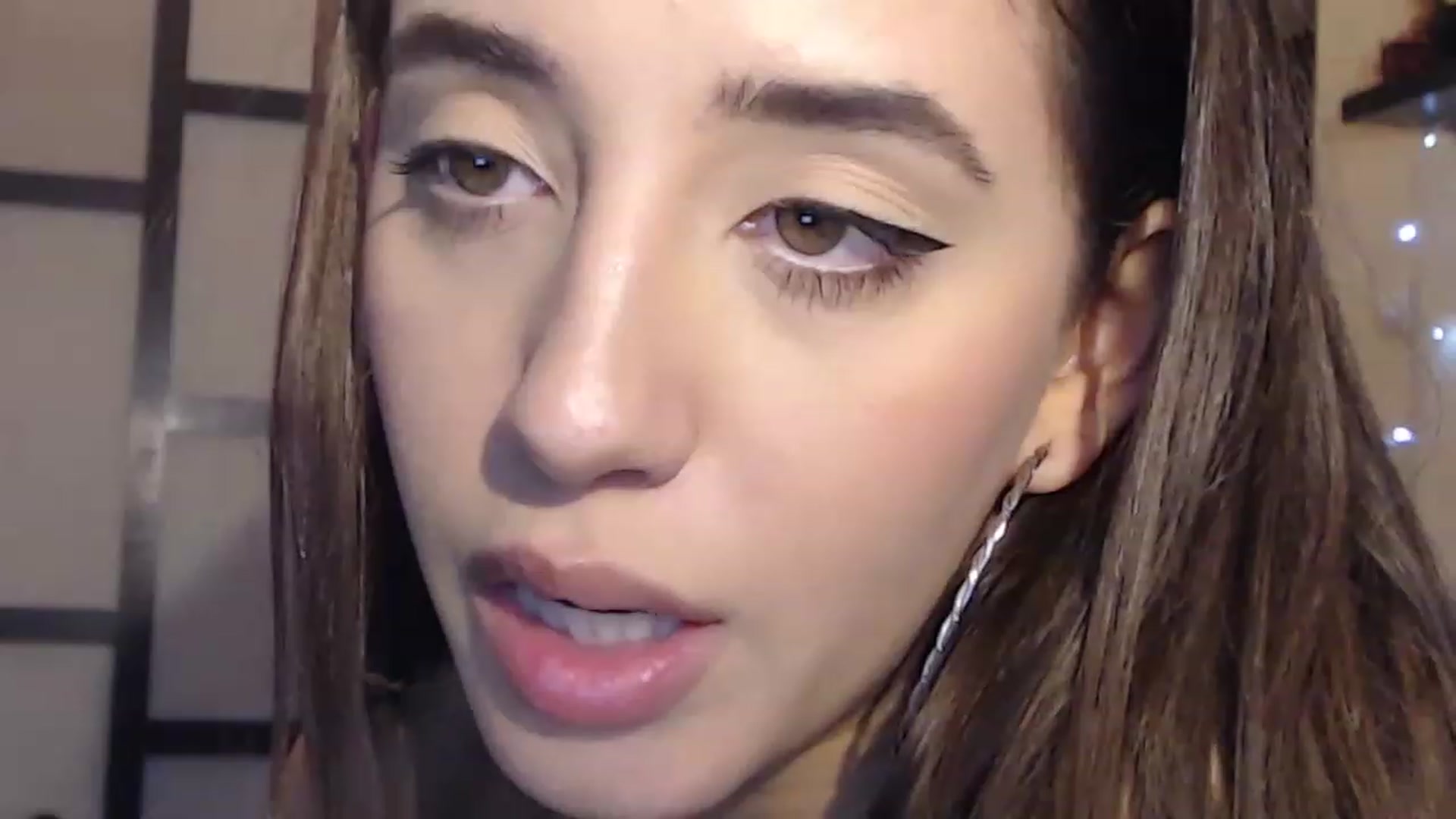 Gallery image thumbnail from LexyRay's myfreecams stream on, 01/16/2023, 13:00 image 20 of 20