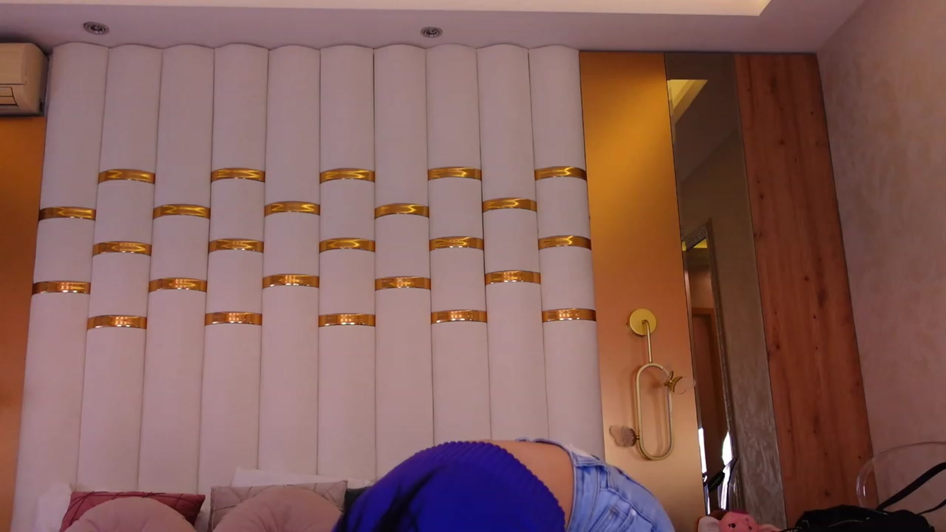 Gallery image thumbnail from Lexy_Angell's myfreecams stream on, 03/23/2023, 15:31 image 20 of 20
