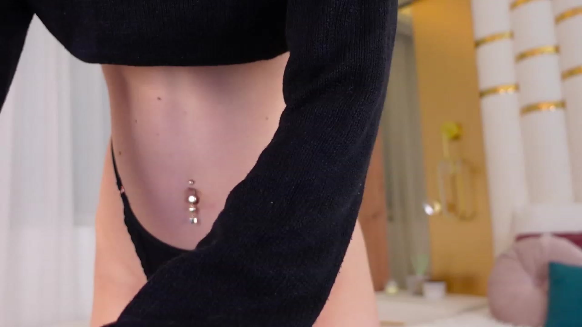 Gallery image thumbnail from Lexy_Angell's myfreecams stream on, 04/09/2023, 12:01 image 14 of 20