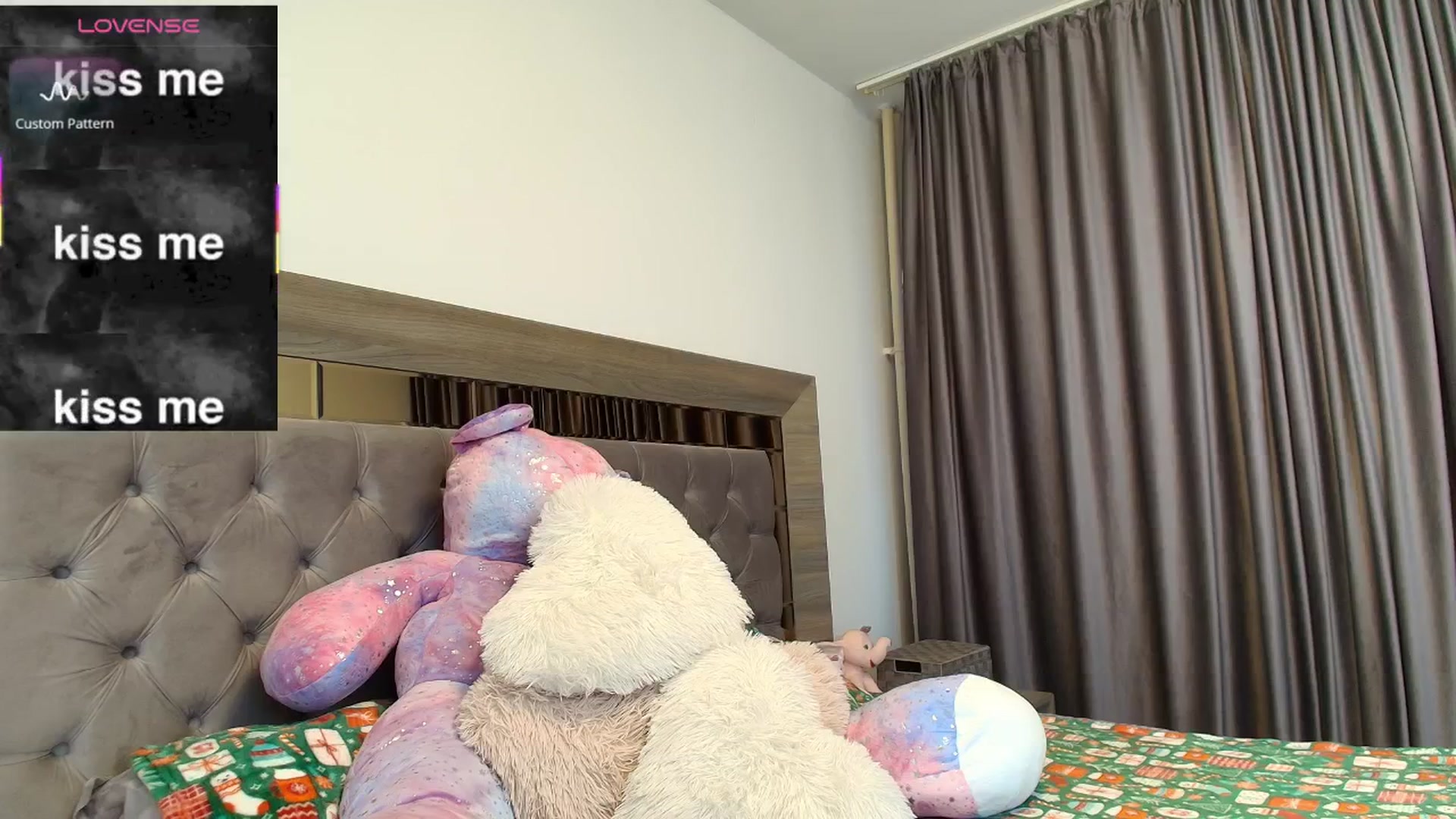 Gallery image thumbnail from Lexy_Angell's myfreecams stream on, 12/29/2025, 15:14 image 7 of 20