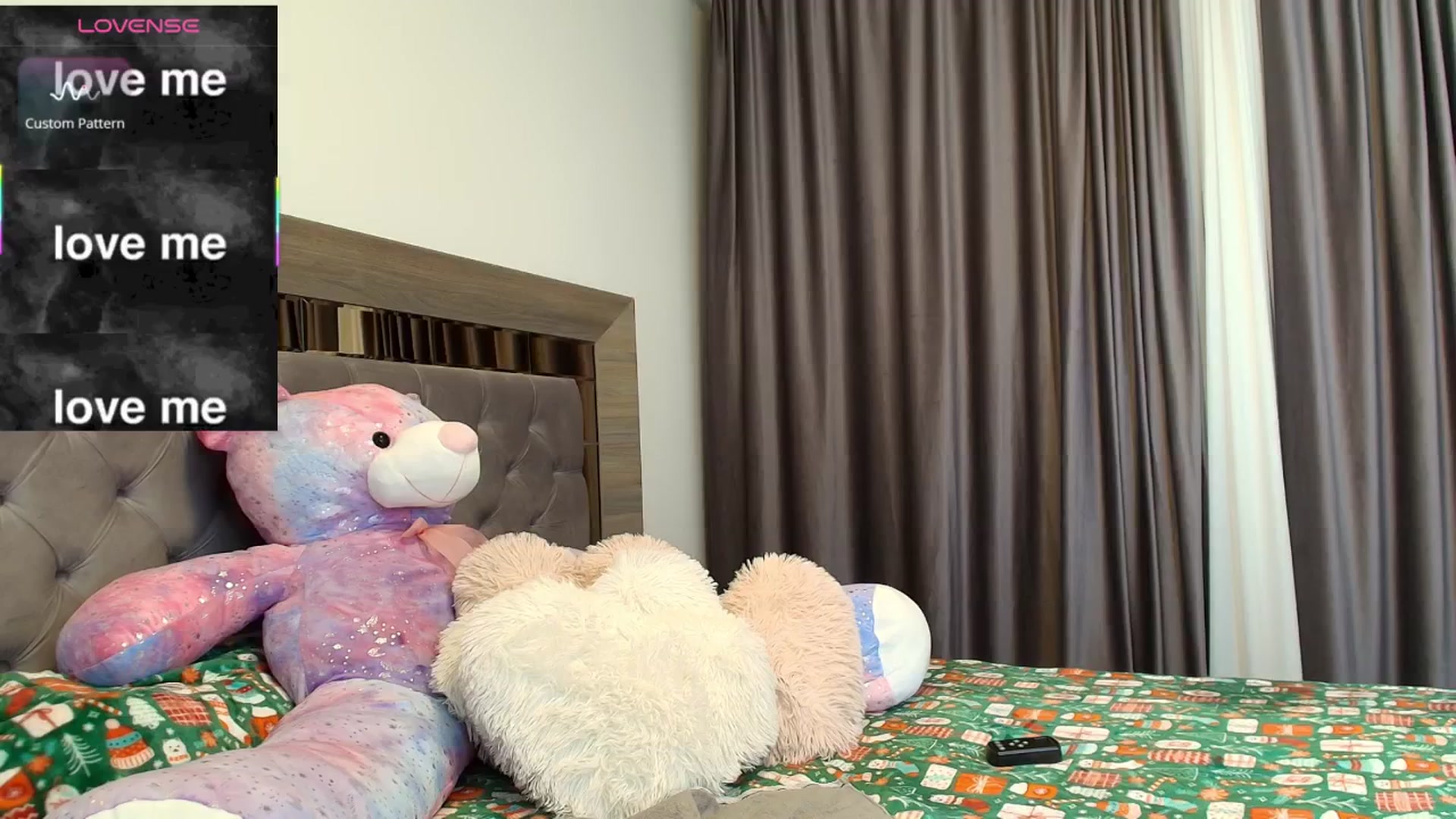 Gallery image thumbnail from Lexy_Angell's myfreecams stream on, 12/30/2025, 15:32 image 20 of 20