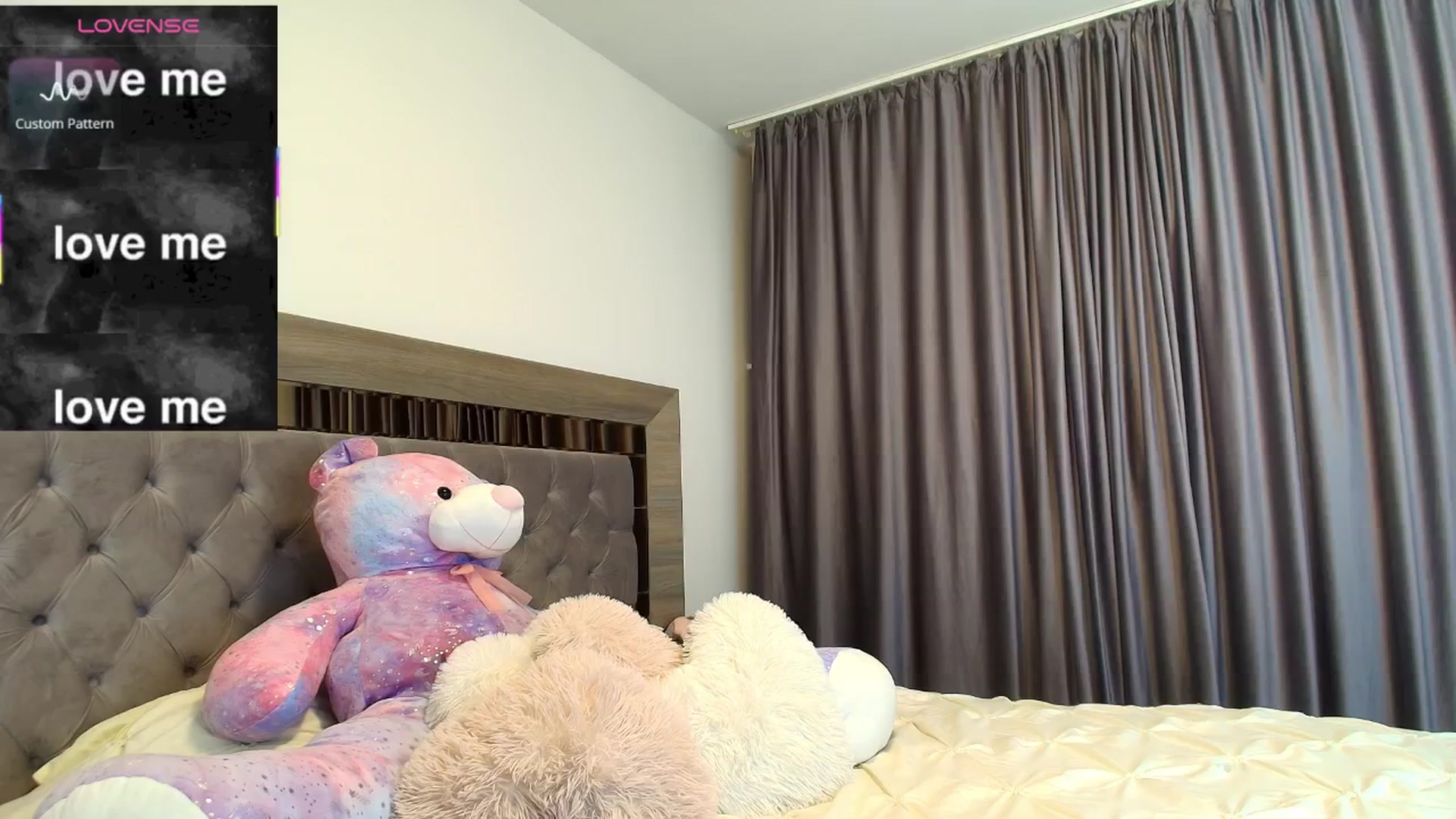 Gallery image thumbnail from Lexy_Angell's myfreecams stream on, 01/26/2026, 18:10 image 8 of 20