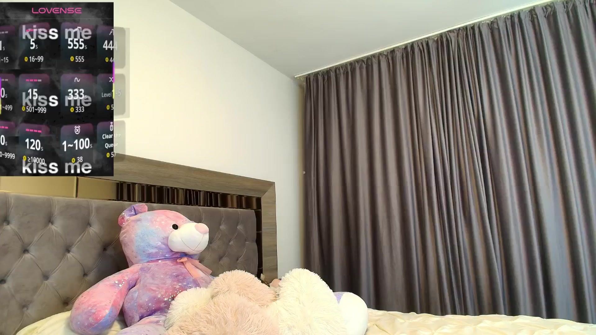 Gallery image thumbnail from Lexy_Angell's myfreecams stream on, 01/26/2026, 18:10 image 11 of 20