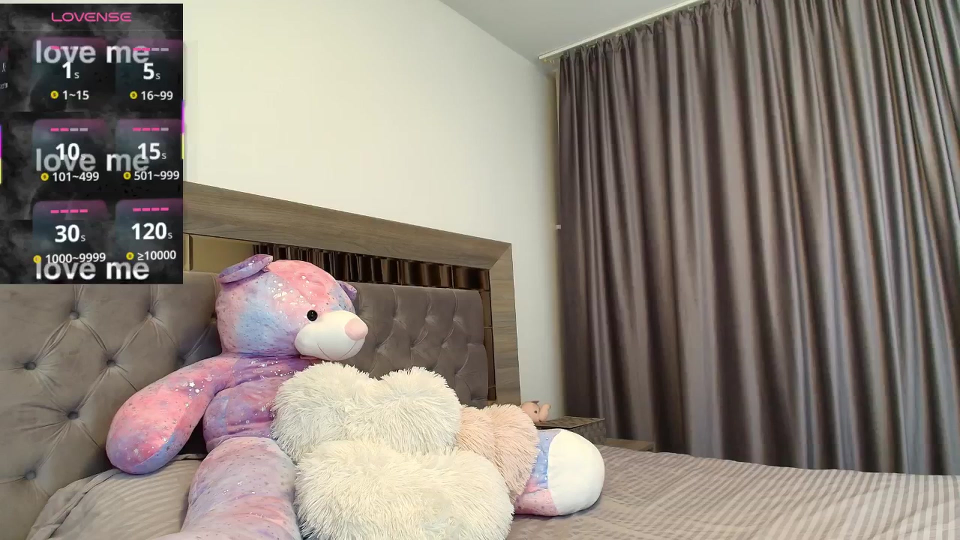 Gallery image thumbnail from Lexy_Angell's myfreecams stream on, 02/12/2026, 18:45 image 3 of 20