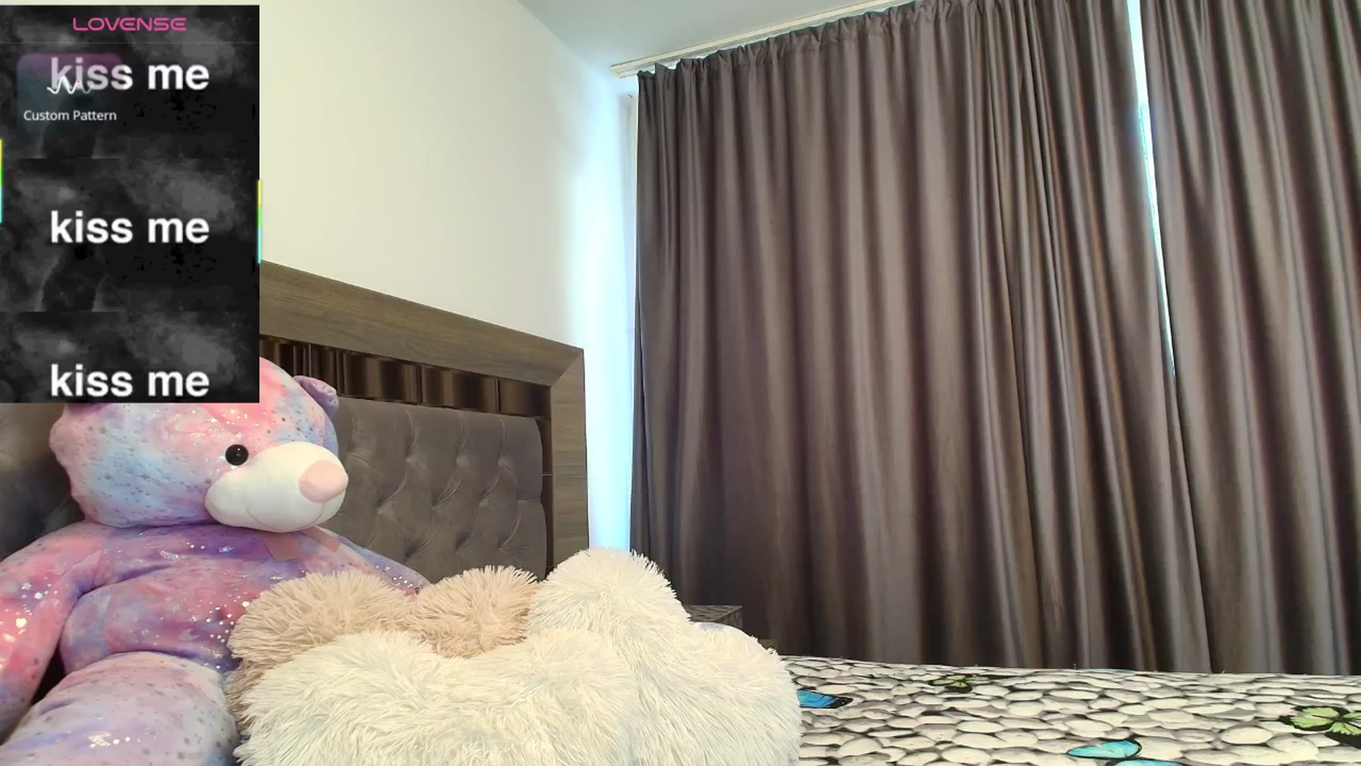 Gallery image thumbnail from Lexy_Angell's myfreecams stream on, 04/05/2026, 10:58 image 20 of 20