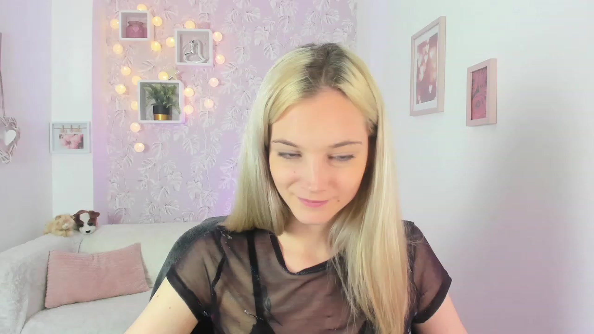 Gallery image thumbnail from Lexy_Belle18's myfreecams stream on, 06/02/2023, 08:53 image 19 of 20