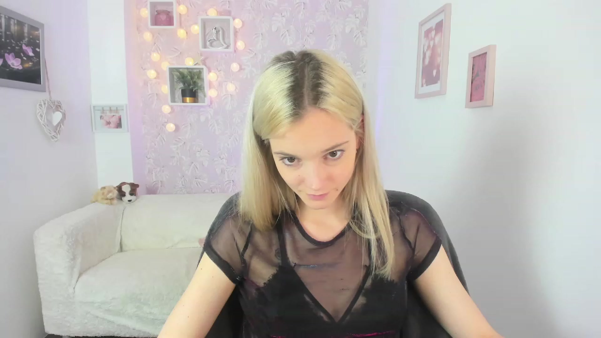 Gallery image thumbnail from Lexy_Belle18's myfreecams stream on, 06/02/2023, 09:42 image 7 of 20