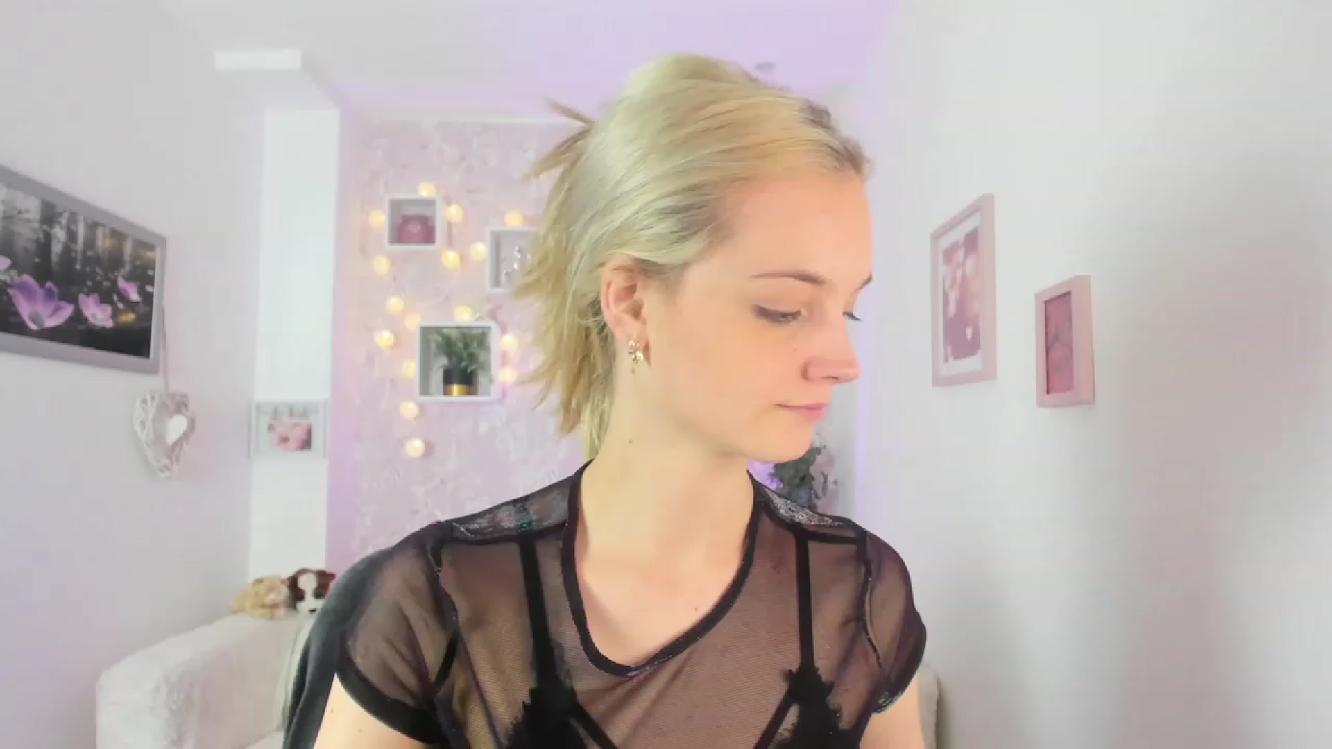 Gallery image thumbnail from Lexy_Belle18's myfreecams stream on, 06/02/2023, 12:34 image 19 of 20