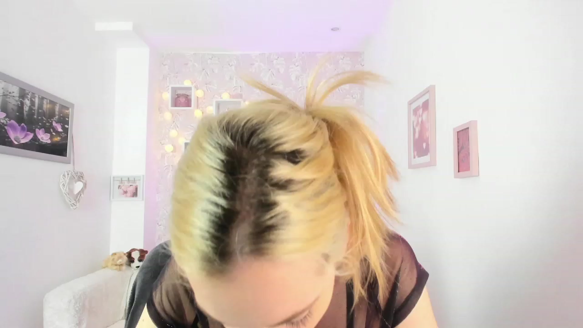 Gallery image thumbnail from Lexy_Belle18's myfreecams stream on, 06/02/2023, 12:34 image 18 of 20