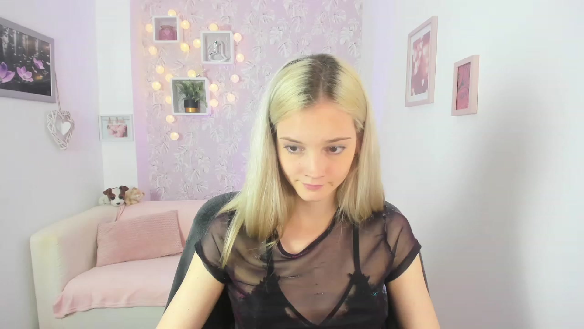 Gallery image thumbnail from Lexy_Belle18's myfreecams stream on, 06/06/2023, 08:31 image 7 of 20