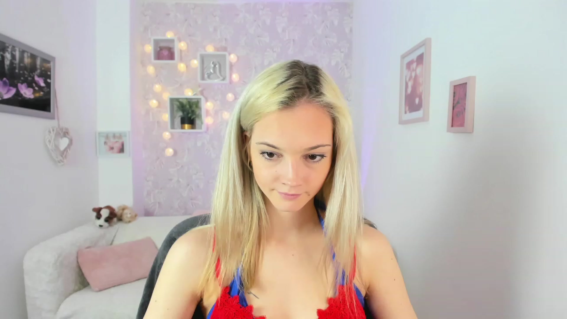 Gallery image thumbnail from Lexy_Belle18's myfreecams stream on, 06/12/2023, 09:32 image 5 of 20