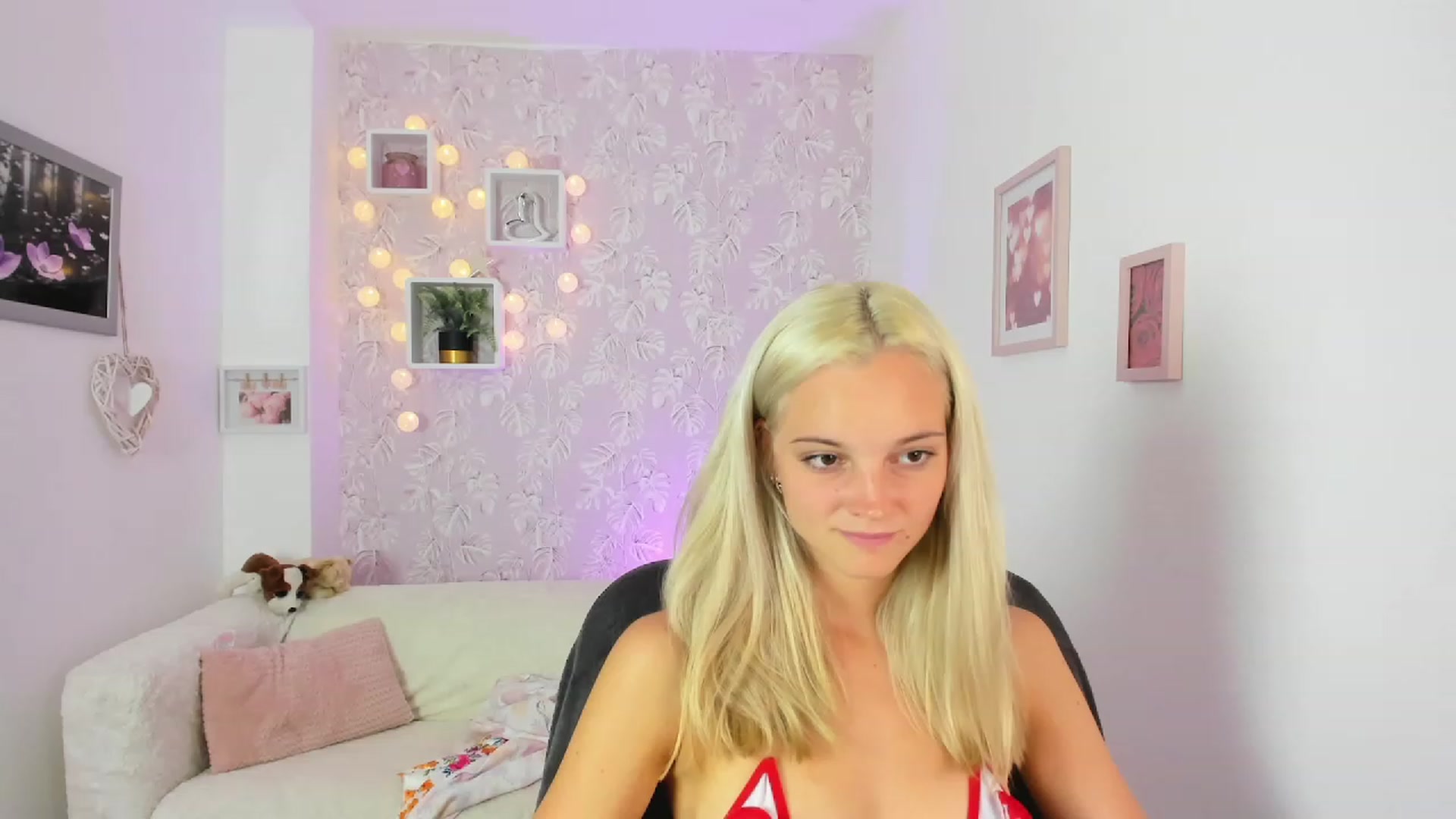Gallery image thumbnail from Lexy_Belle18's myfreecams stream on, 07/20/2023, 10:09 image 1 of 20