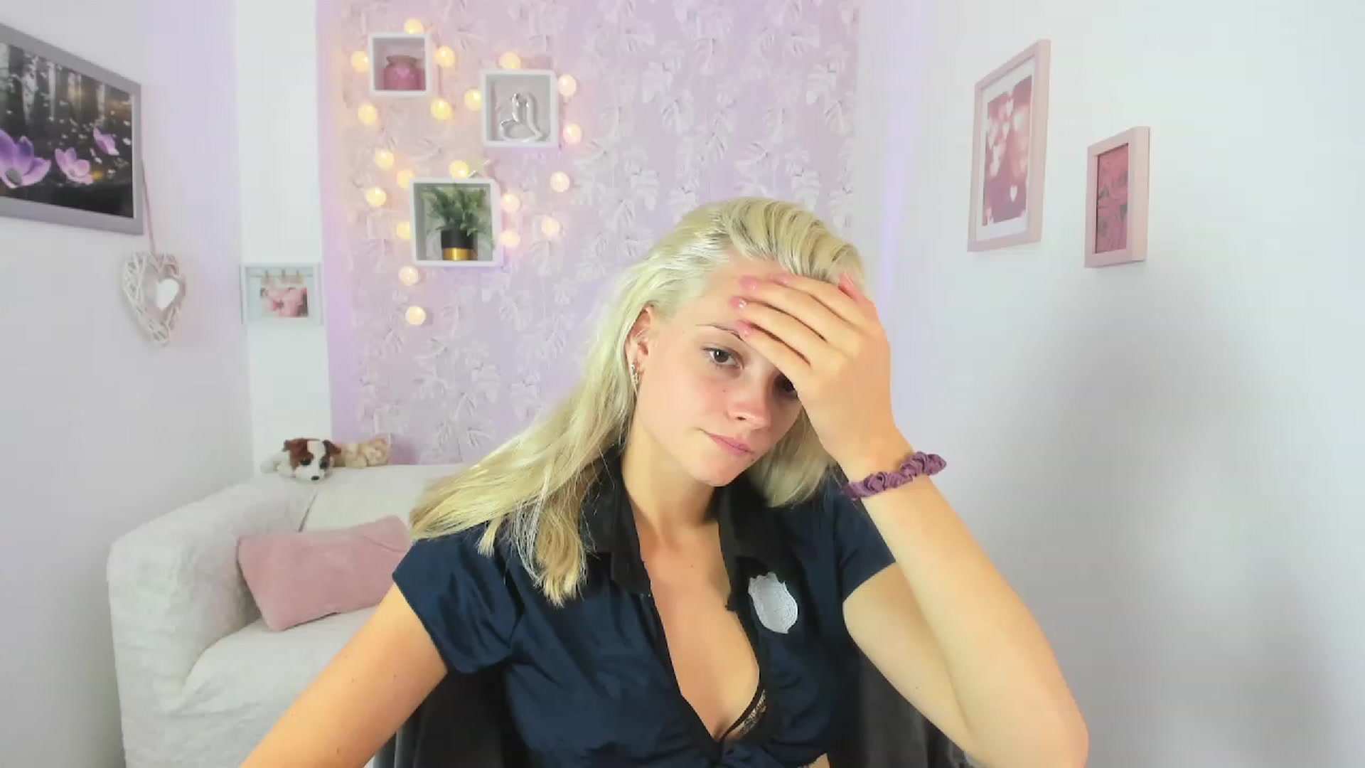 Gallery image thumbnail from Lexy_Belle18's myfreecams stream on, 07/26/2023, 09:32 image 4 of 20