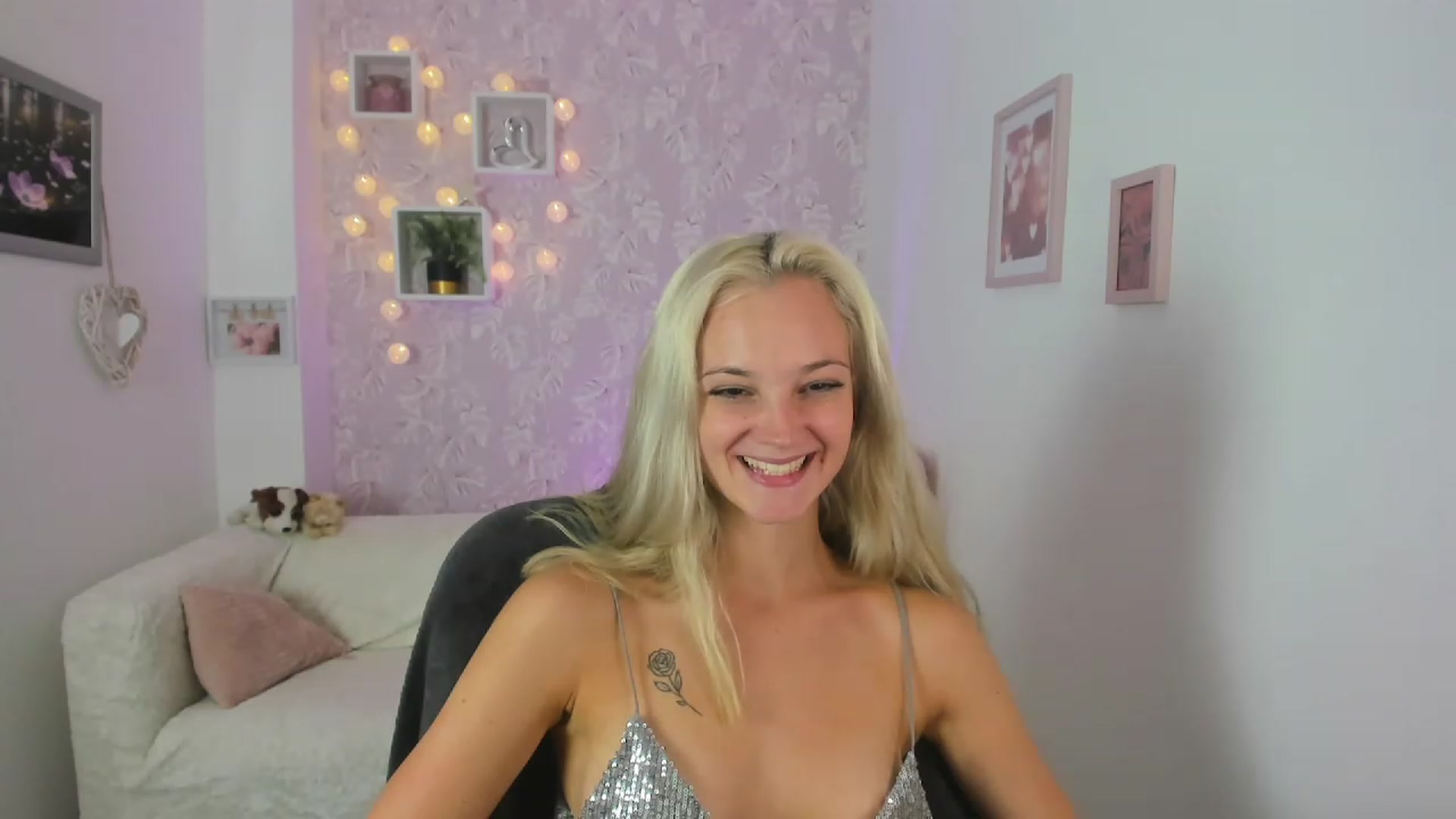 Gallery image thumbnail from Lexy_Belle18's myfreecams stream on, 07/28/2023, 11:47 image 13 of 20