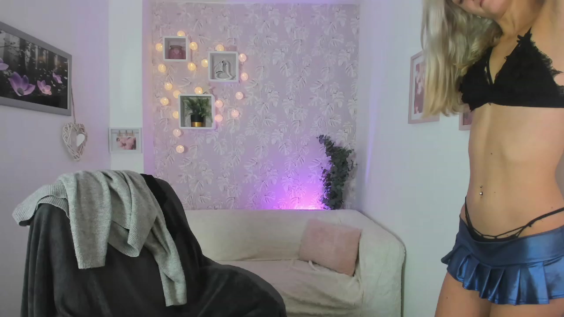 Gallery image thumbnail from Lexy_Belle18's myfreecams stream on, 08/04/2023, 12:10 image 11 of 20