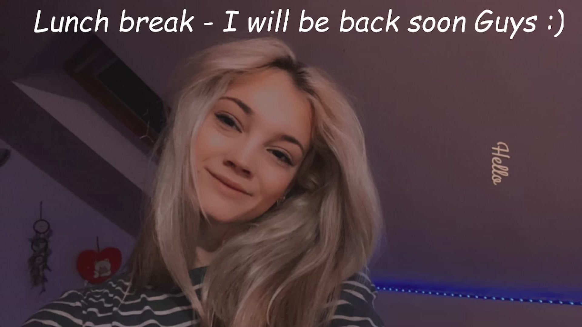 Gallery image thumbnail from Lexy_Belle18's myfreecams stream on, 08/10/2023, 11:12 image 10 of 20