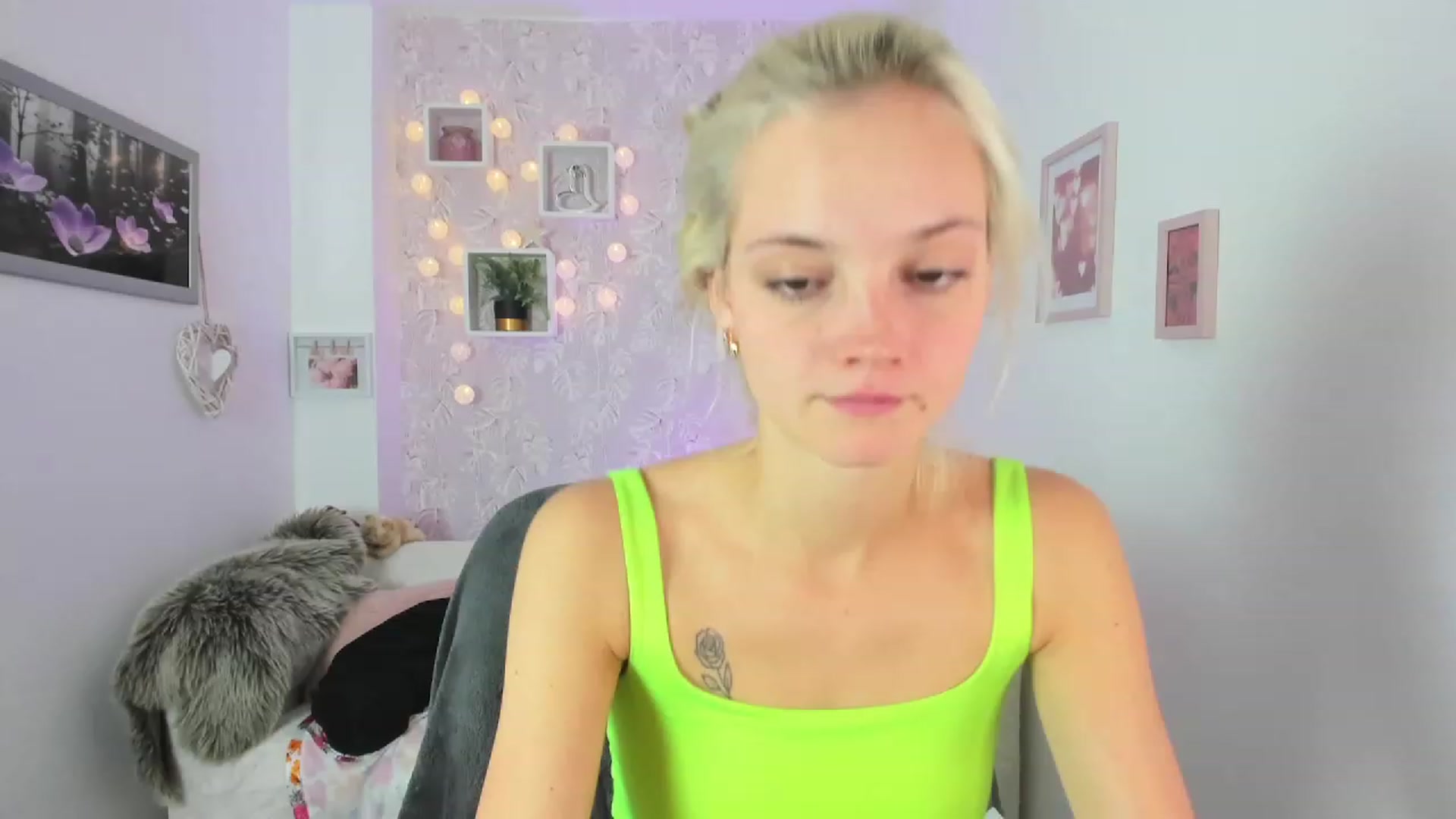 Gallery image thumbnail from Lexy_Belle18's myfreecams stream on, 09/04/2023, 12:05 image 3 of 20