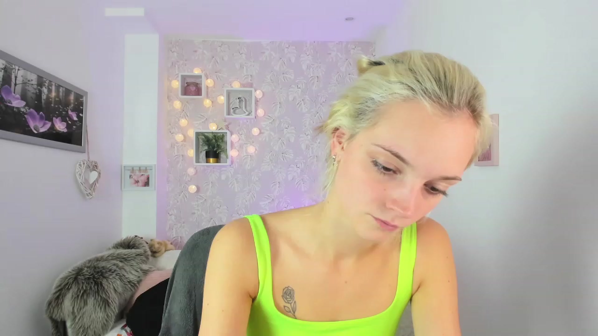 Gallery image thumbnail from Lexy_Belle18's myfreecams stream on, 09/04/2023, 12:05 image 20 of 20