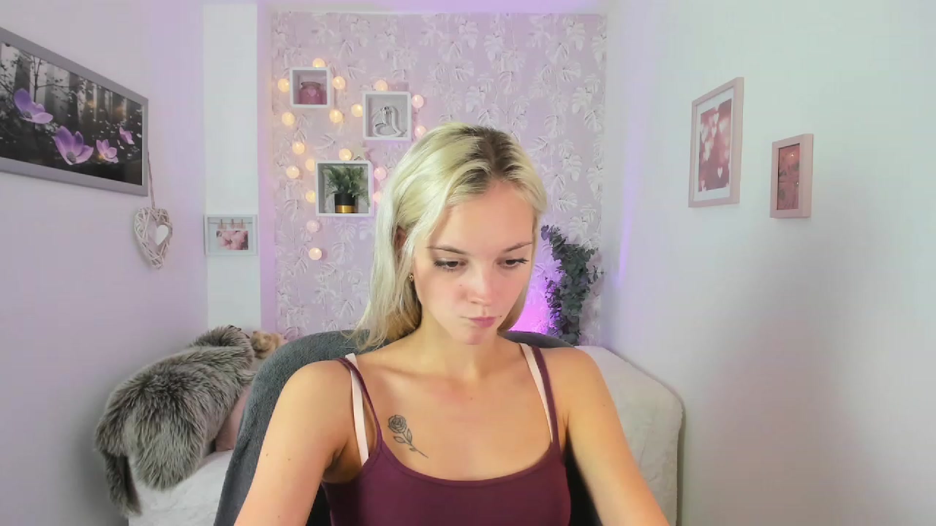 Gallery image thumbnail from Lexy_Belle18's myfreecams stream on, 09/05/2023, 09:26 image 1 of 20