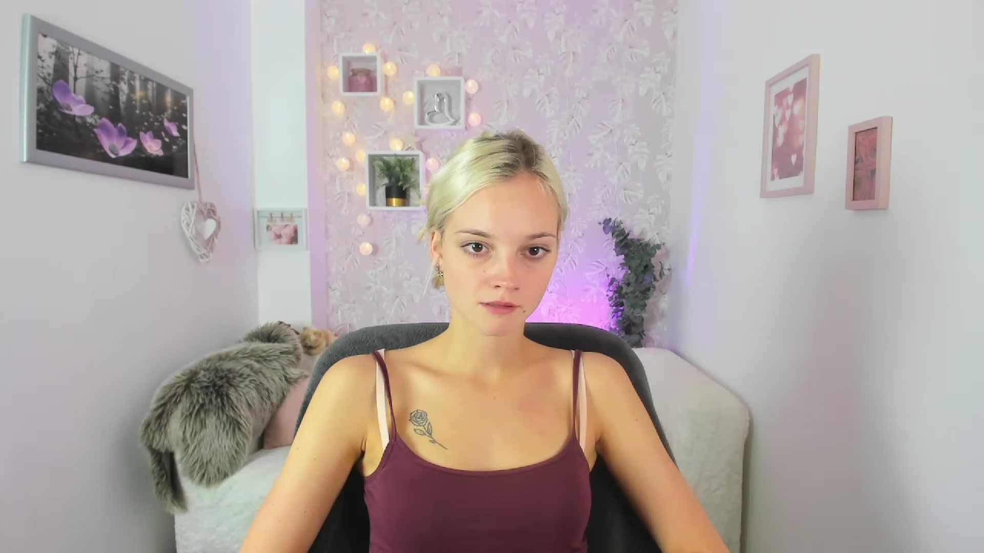 Gallery image thumbnail from Lexy_Belle18's myfreecams stream on, 09/05/2023, 11:23 image 8 of 20